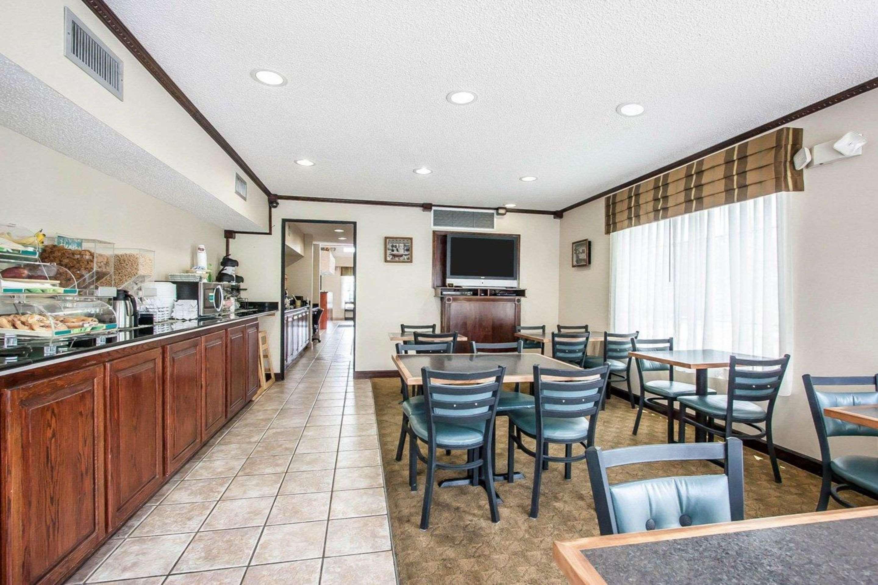 Restaurant Quality Inn Savannah South