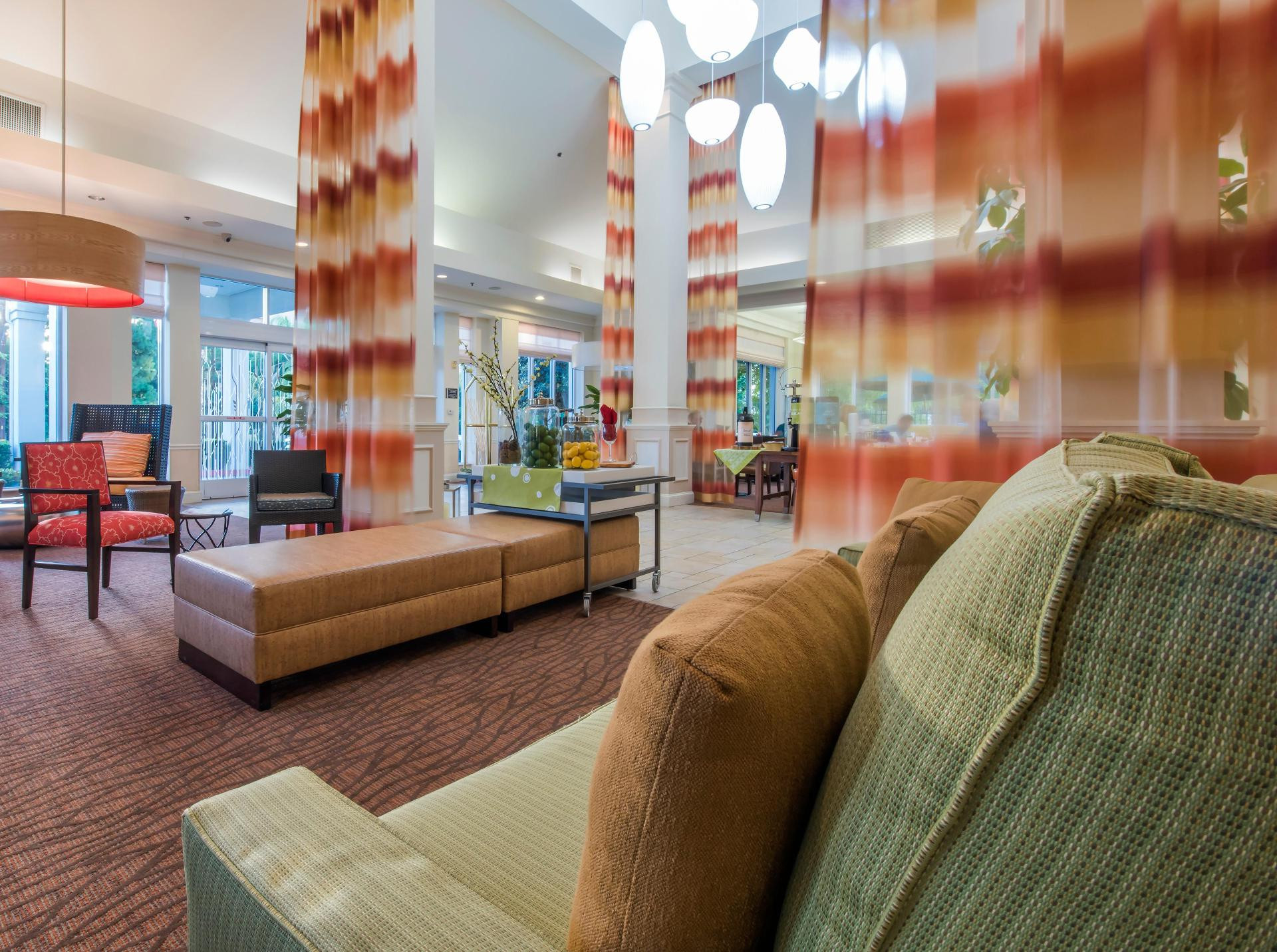Vista Lobby Hilton Garden Inn Arcadia/Pasadena Area