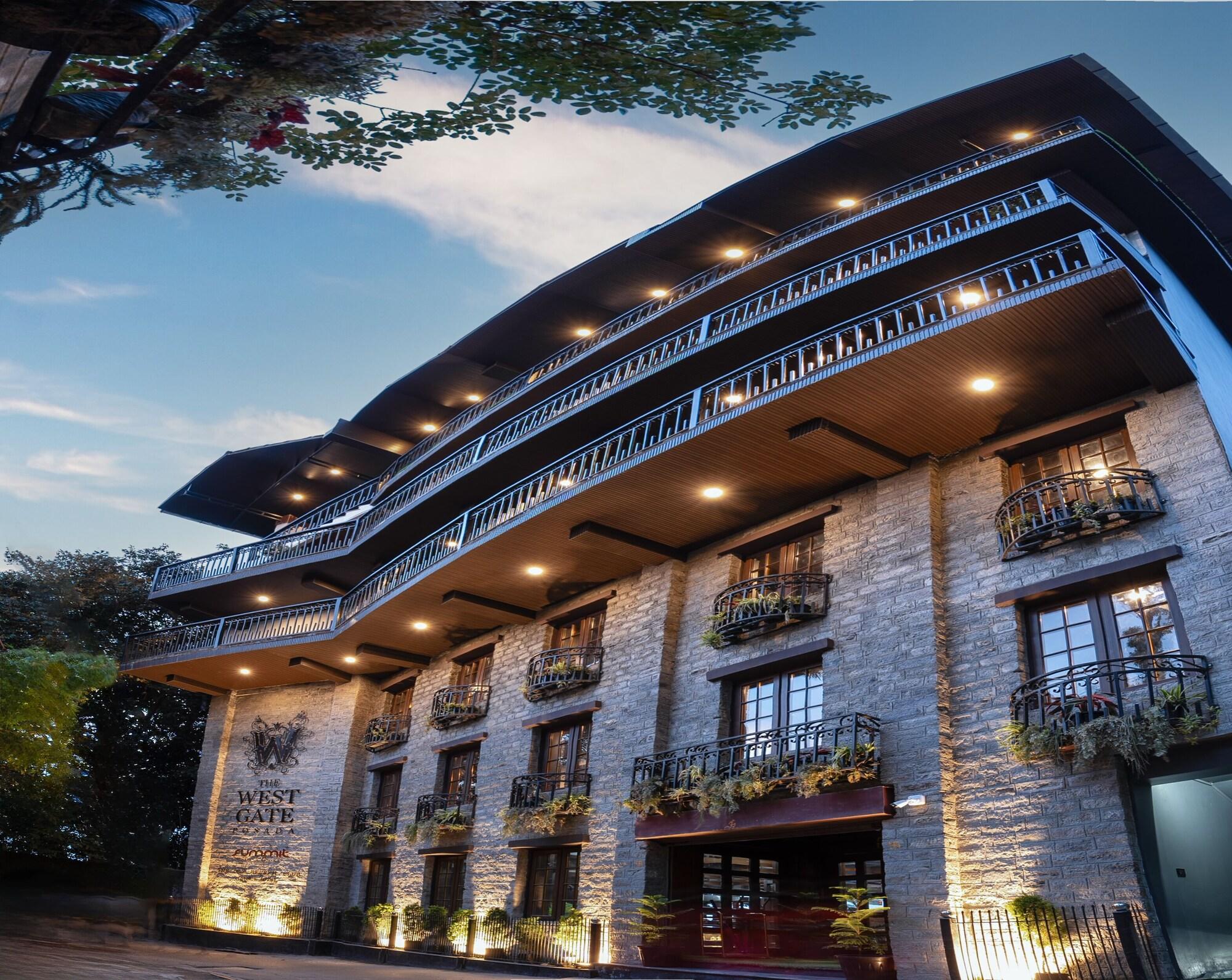 Varios The West Gate Posada By Summit