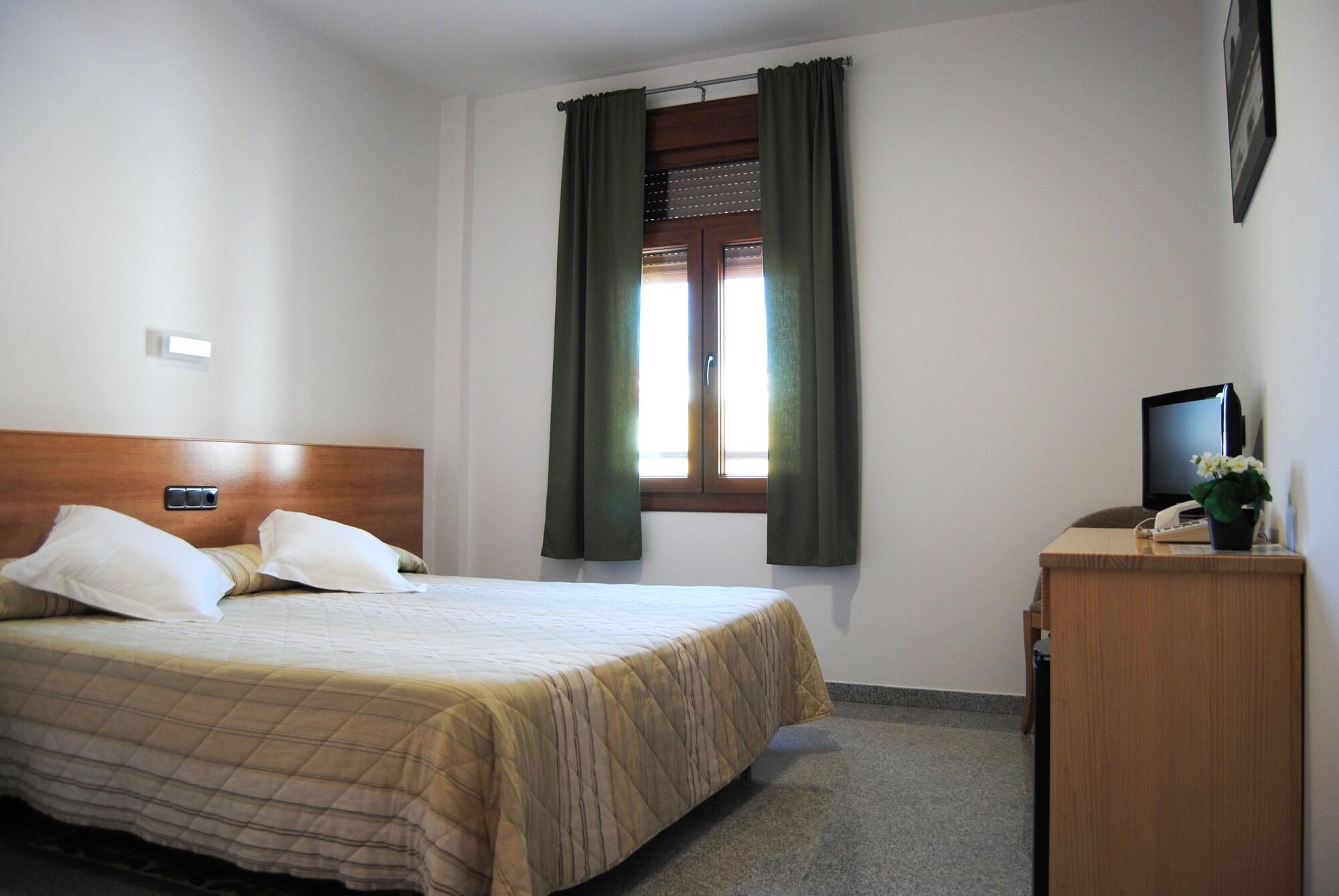 Varios Hotel Albanta