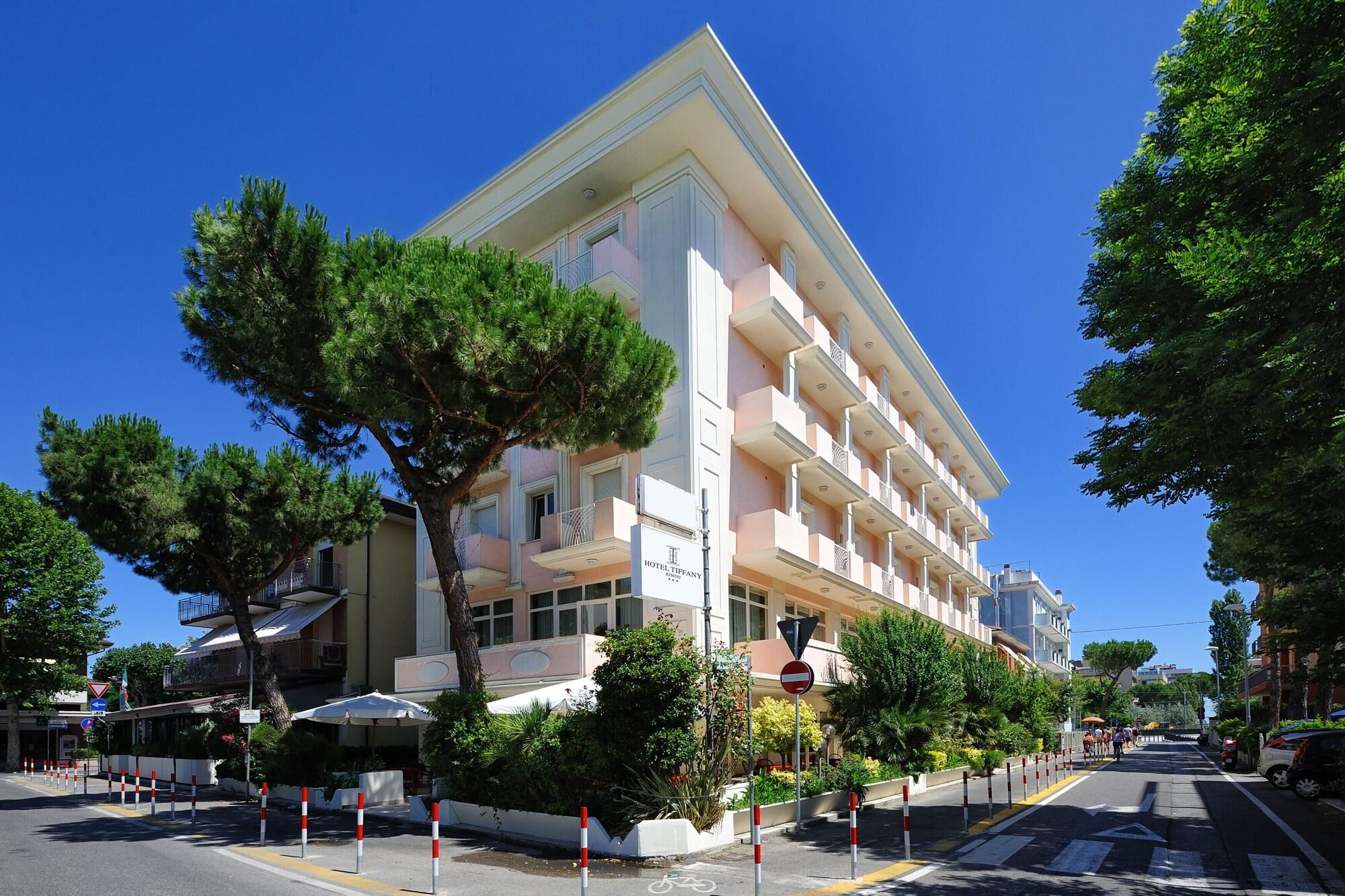 Varios hoteltiffany