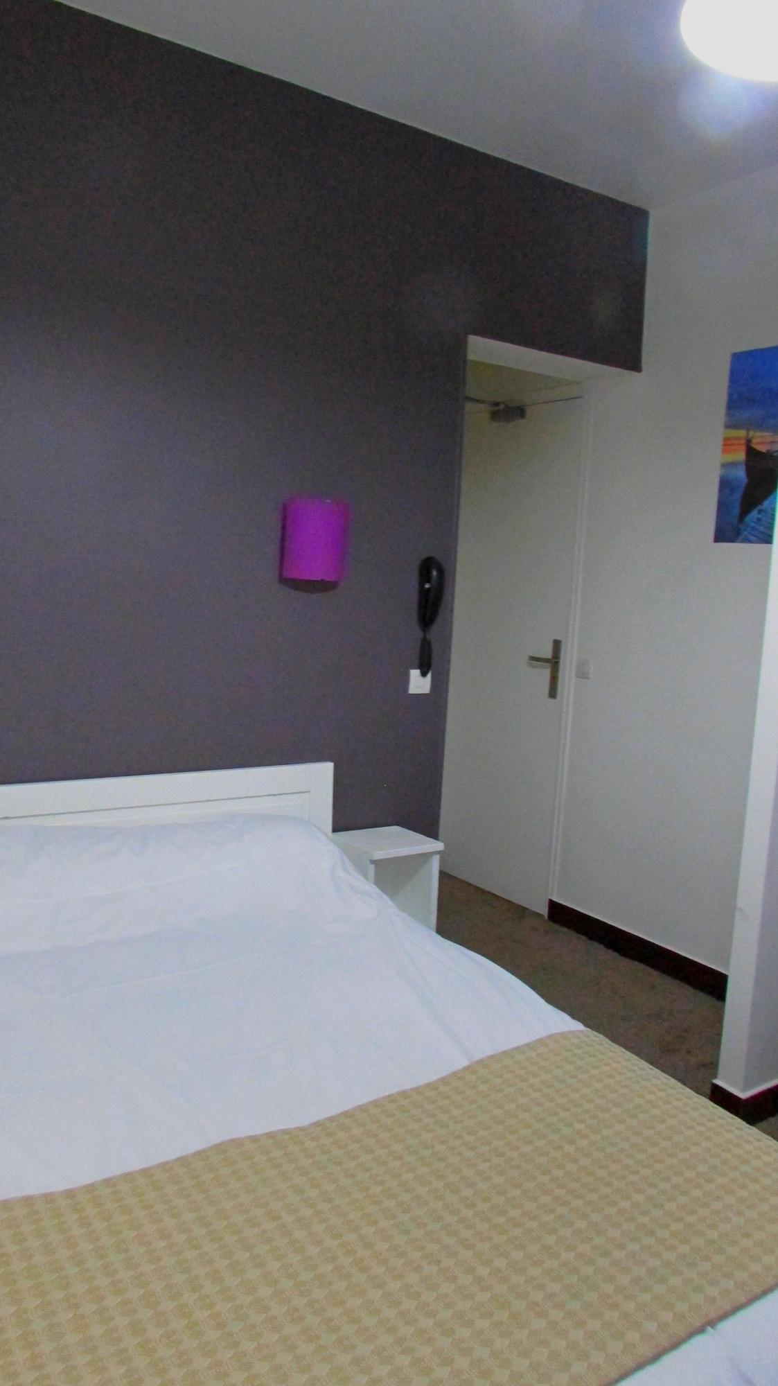 Varios Hotel Choisy