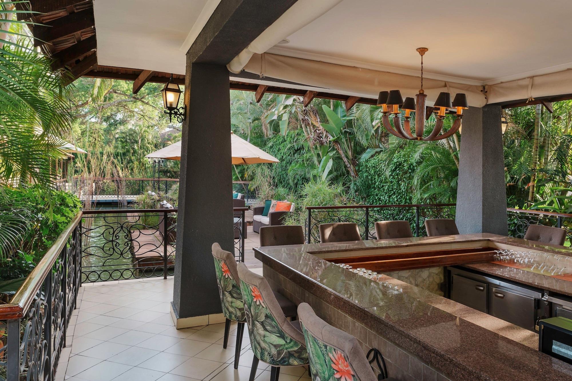 Bar/Salón Protea Hotel by Marriott Livingstone