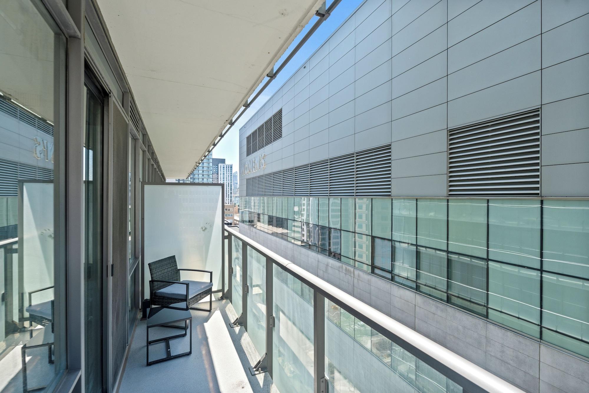 Equipamiento de Habitación GLOBALSTAY. Burano Condos in Downtown Toronto