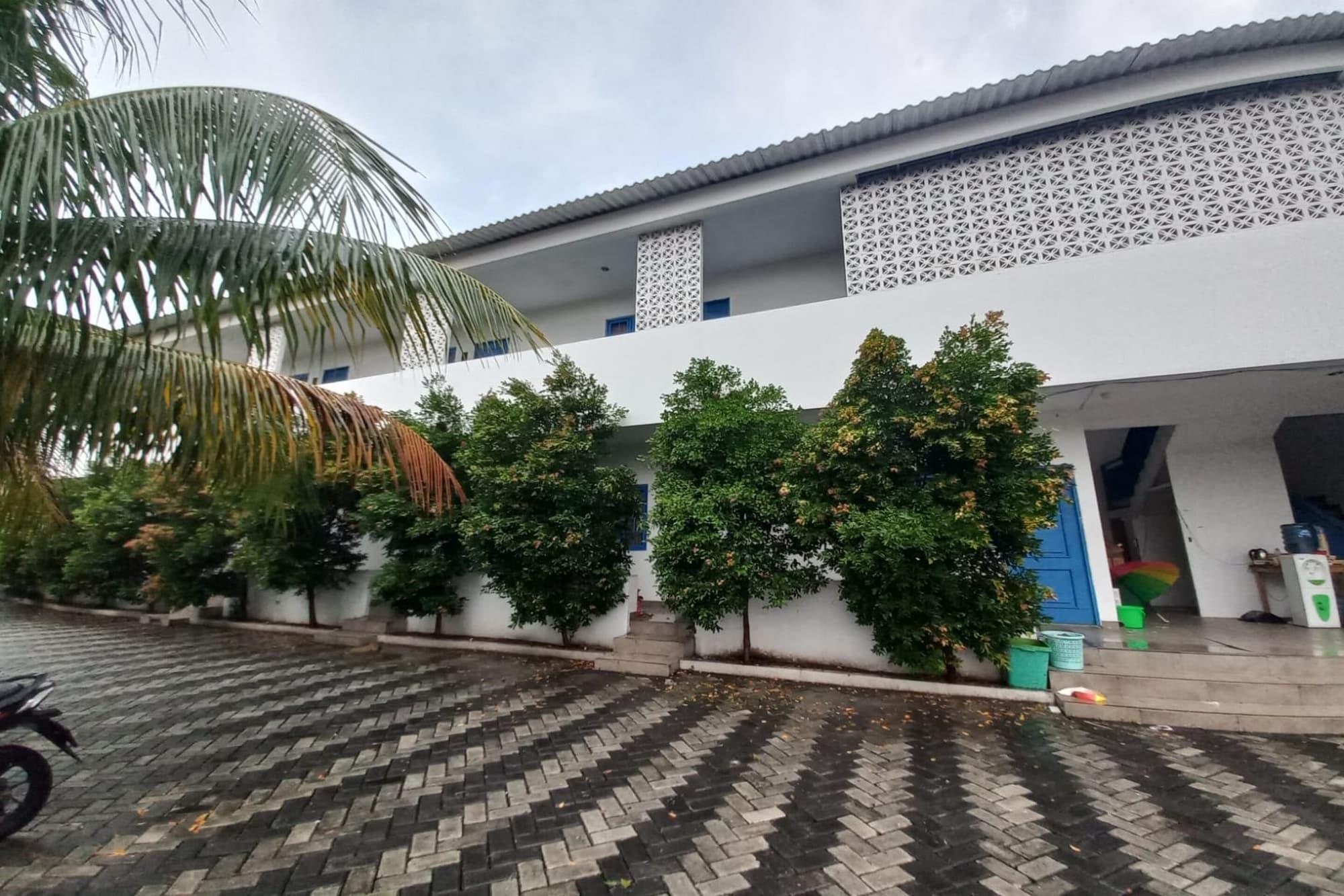 Vista Exterior OYO 94103 Sands Residence Ii