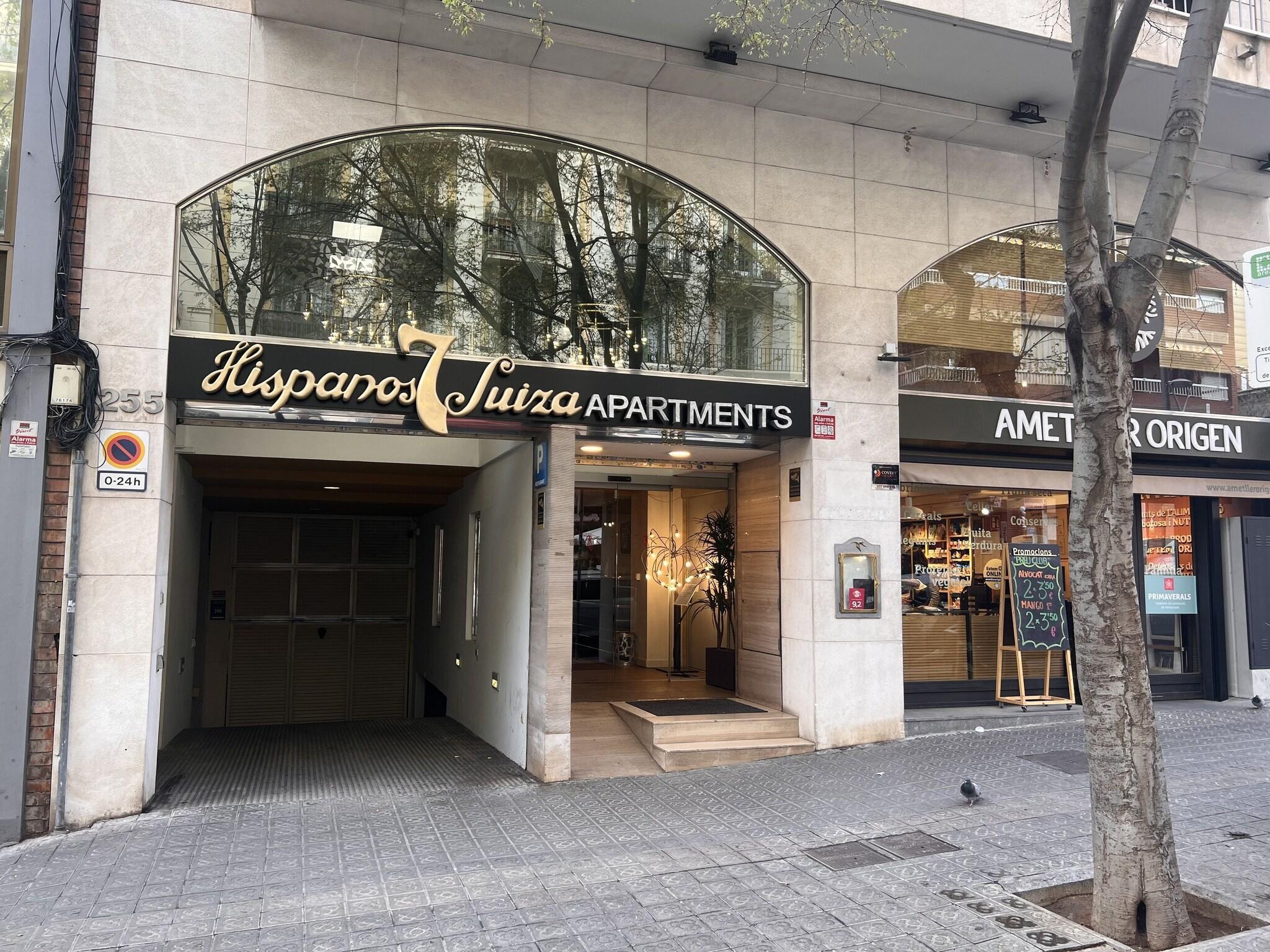 Vista Exterior Hispanos 7 Suiza Apartament-Restaurant