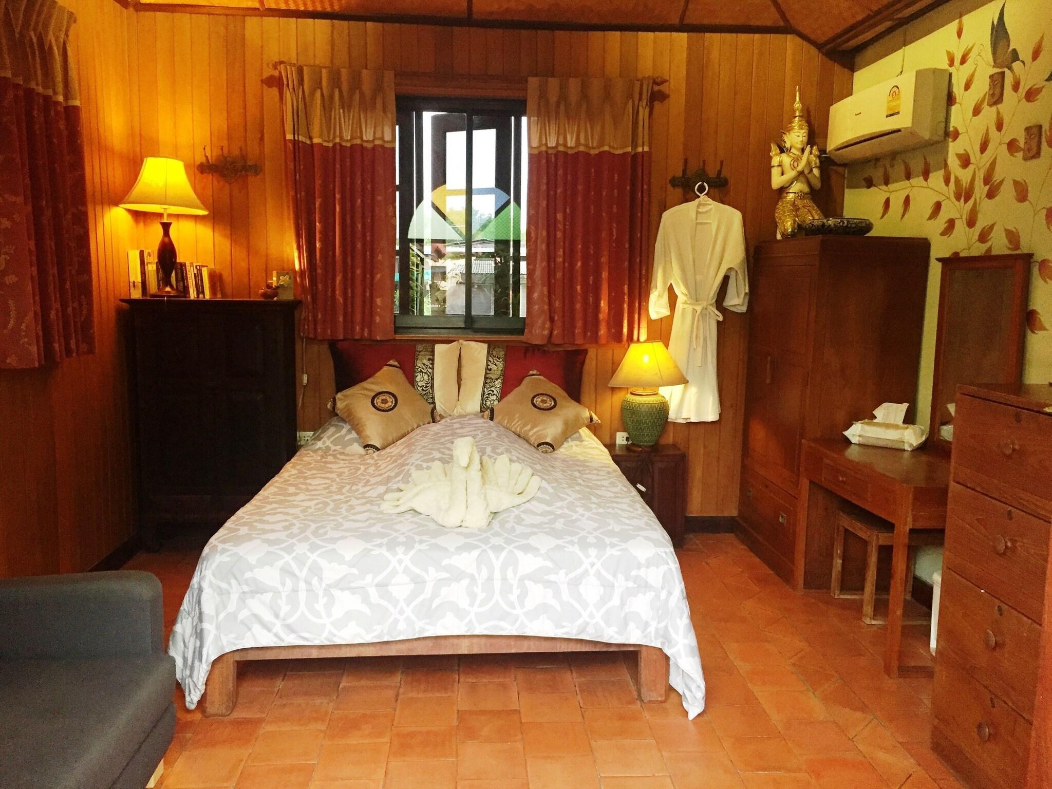 Varios Shanti Lodge Bangkok