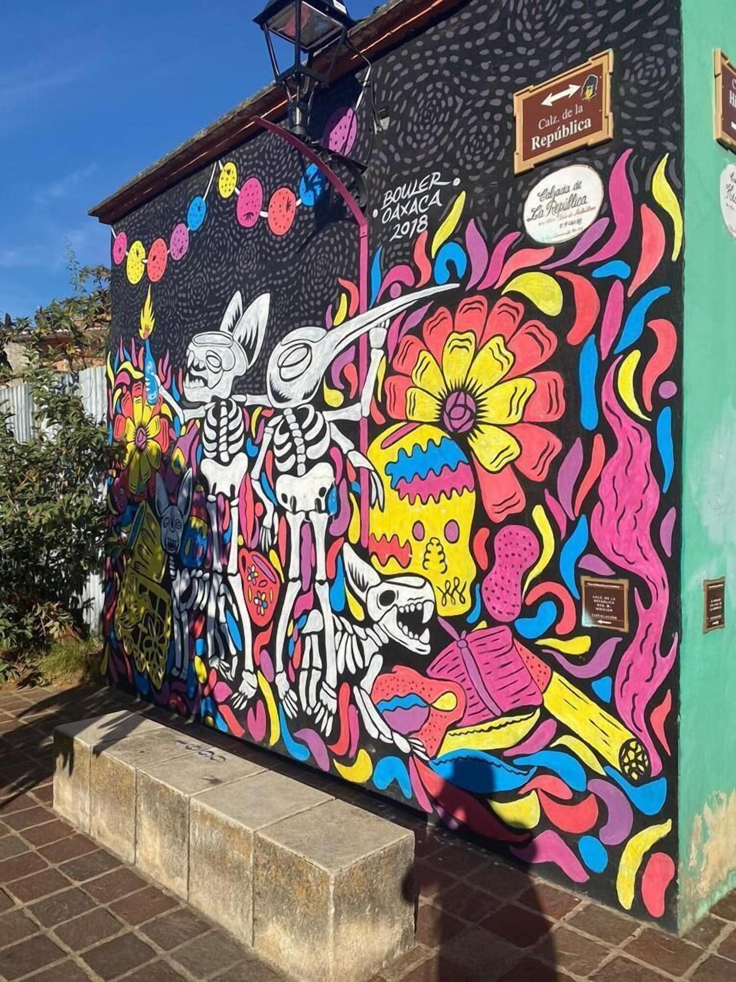 Vista Exterior Los Nardos Hostel