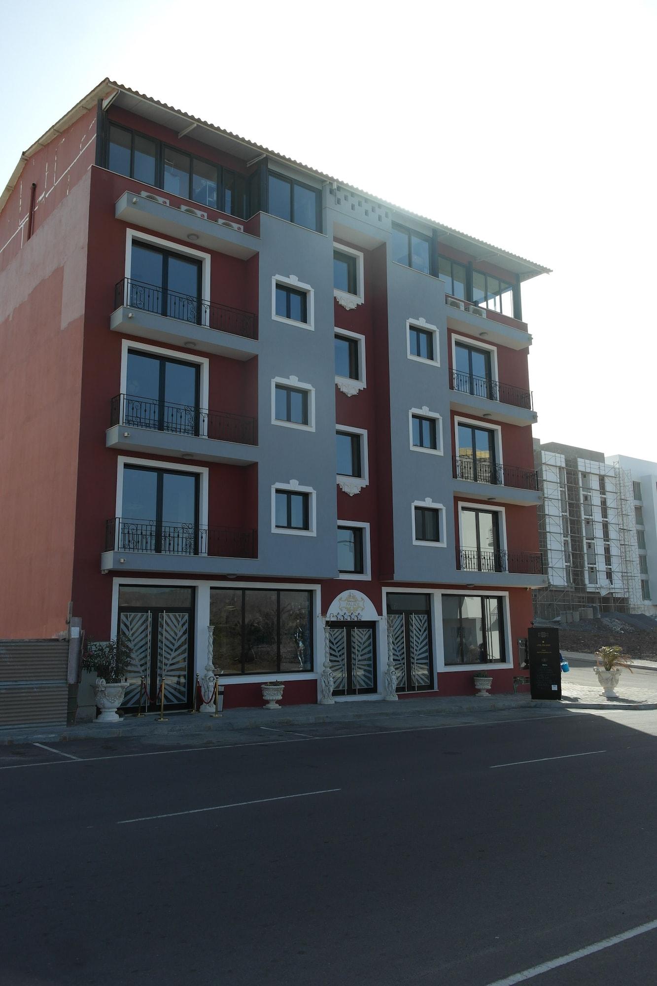 Varios Aparthotel Palace