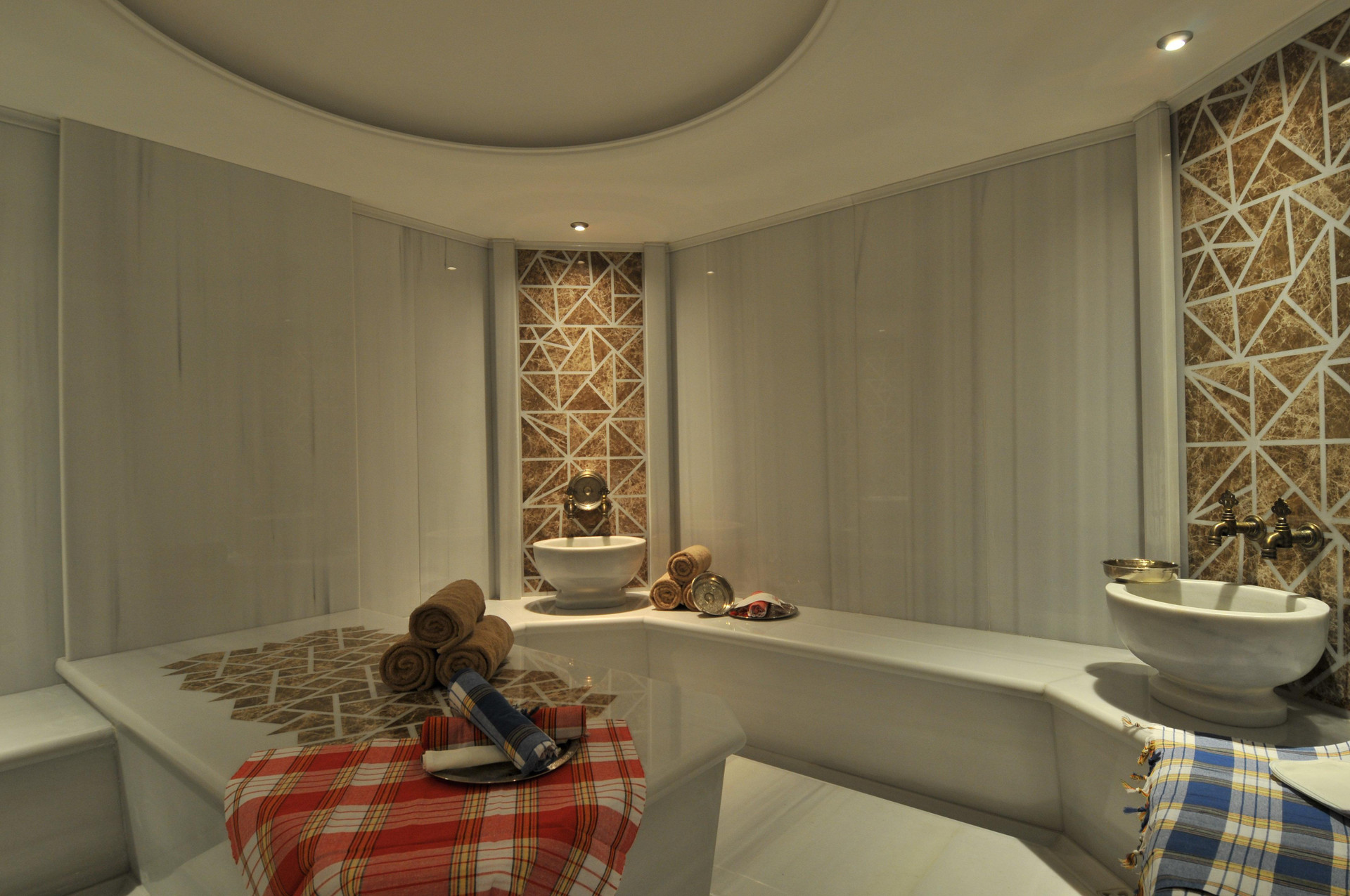 Spa Holiday Inn Istanbul - Kadikoy by IHG
