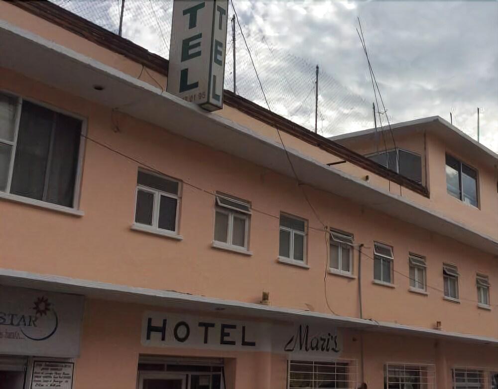 Varios Hotel Maris