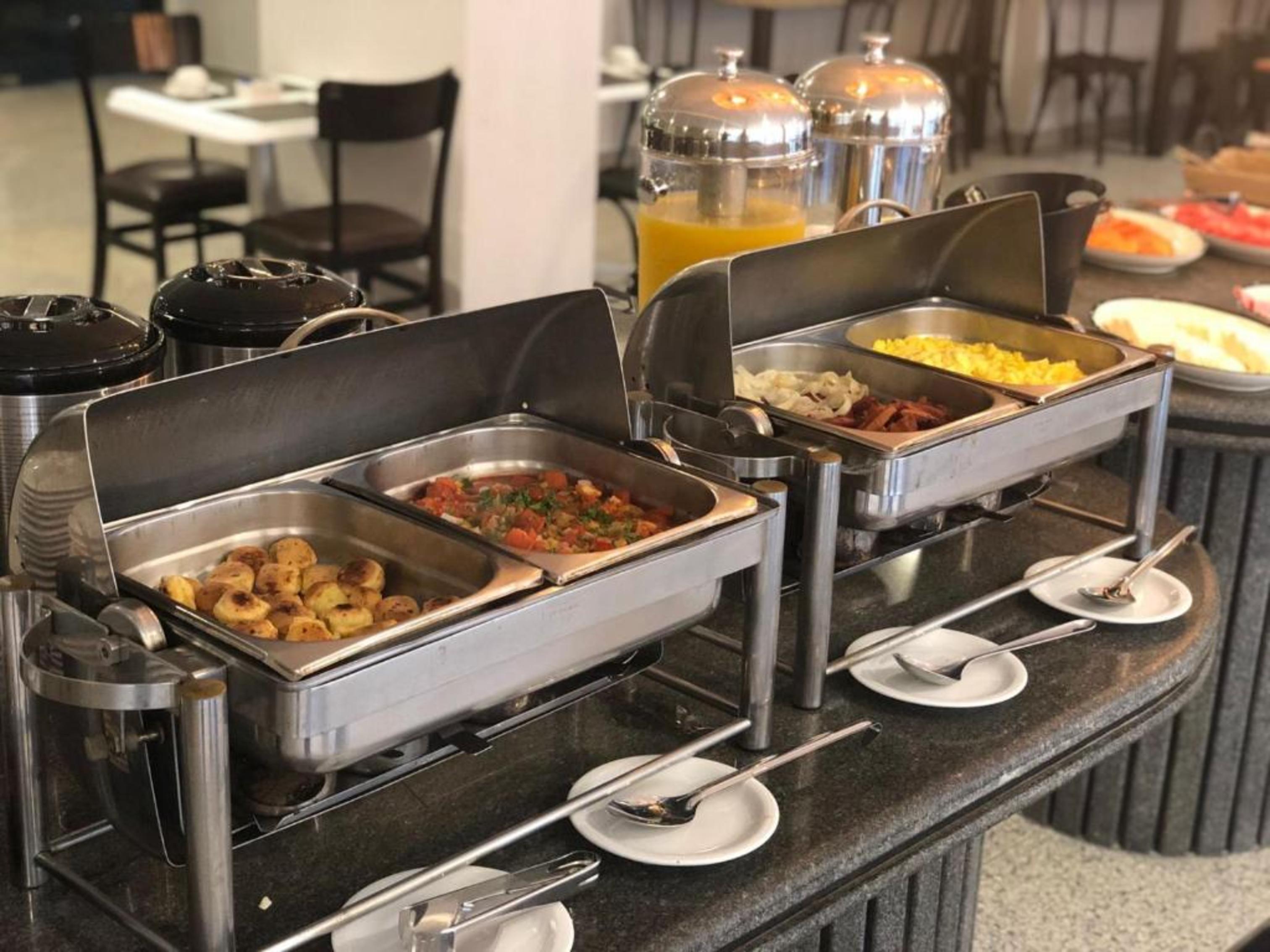 Restaurant Regency Copacabana Hotel