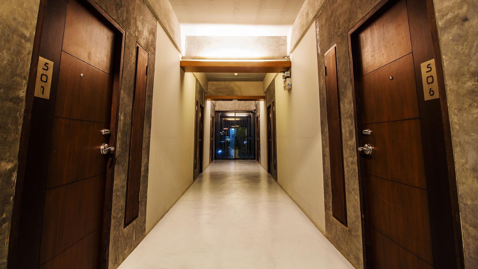 Vista Exterior B2 Thippanate Boutique & Budget Hotel