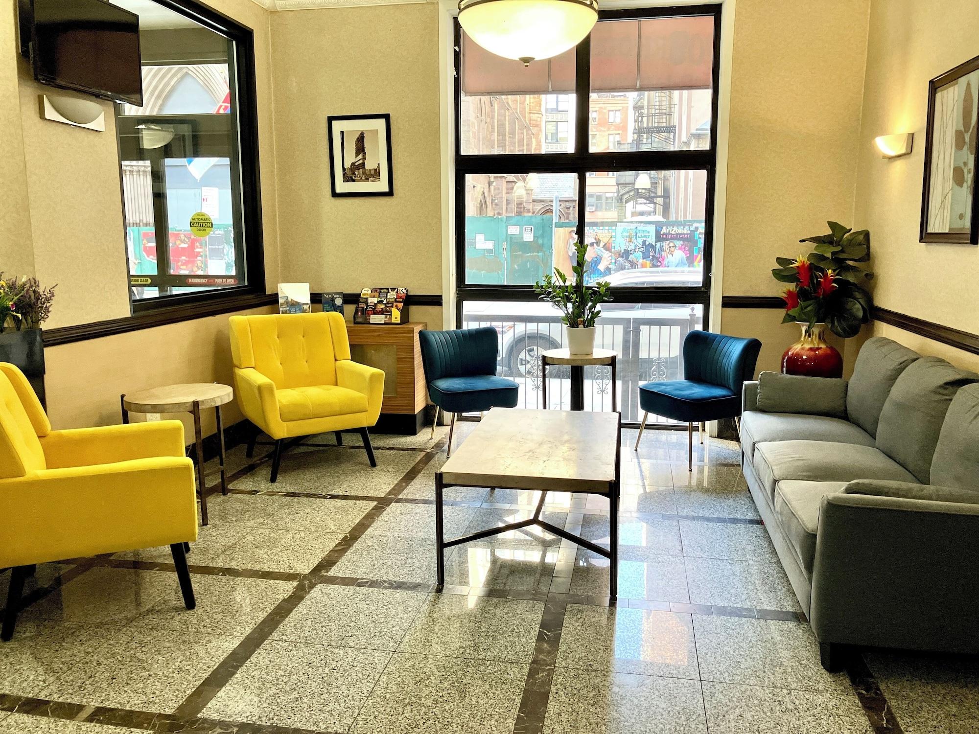 Vista Lobby Heritage Hotel