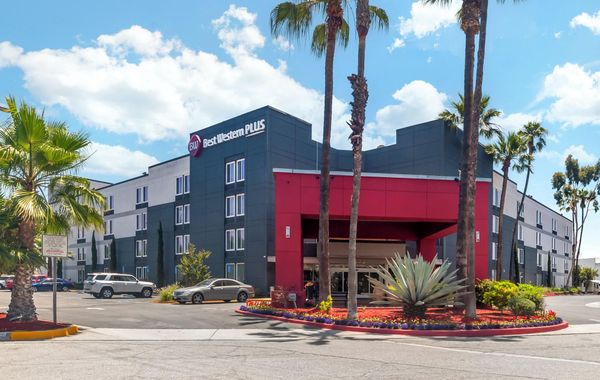 Best Western Plus Commerce Hotel