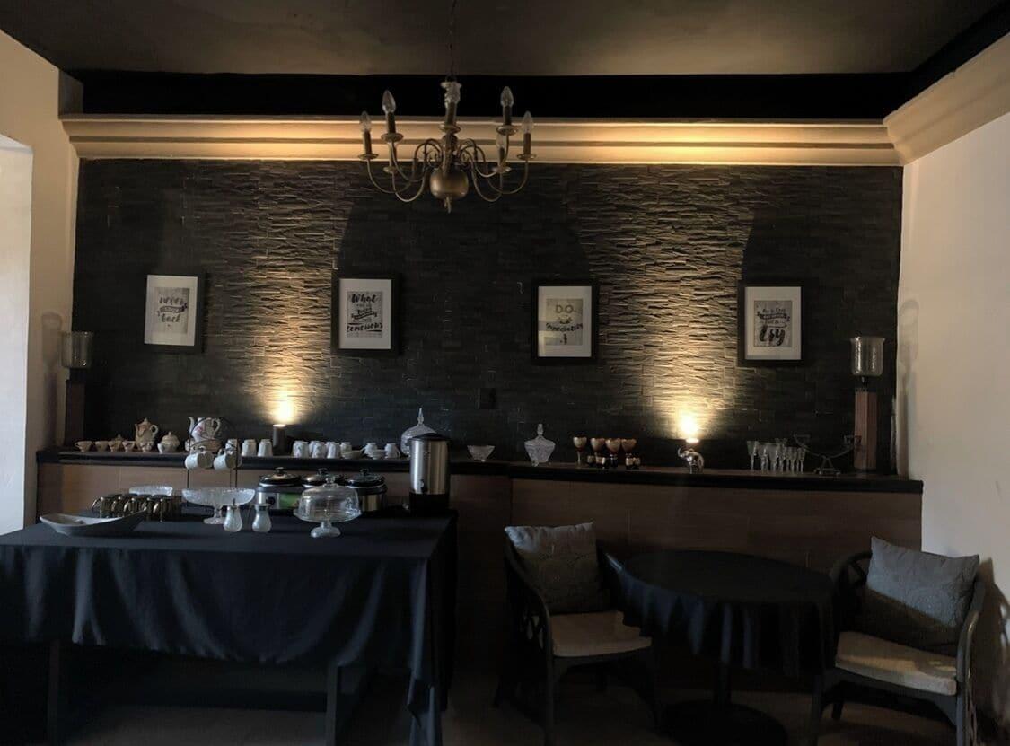 Restaurant BLACK TREE HOTEL BOUTIQUE