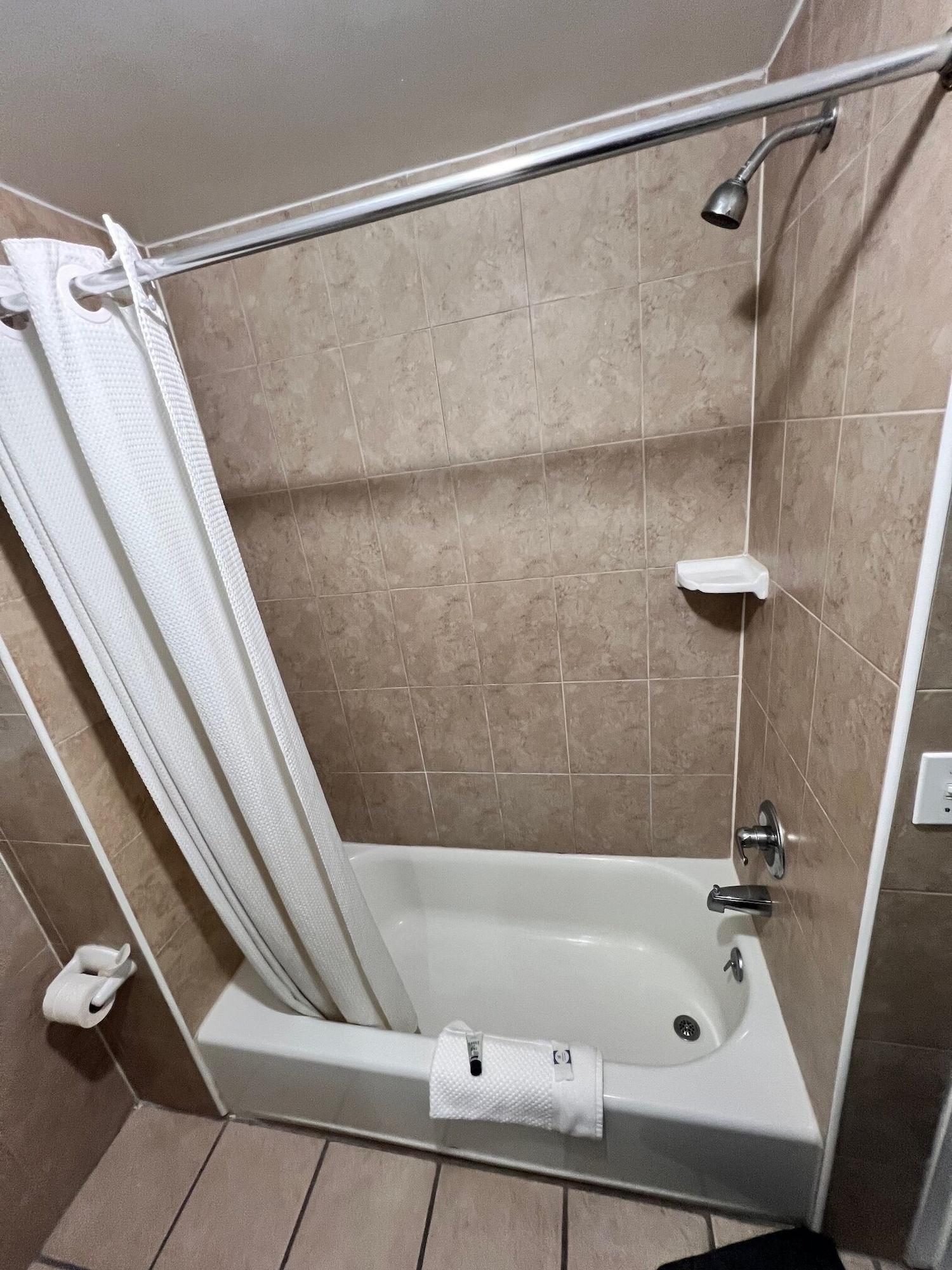 Set de Habitación BUDGET INN