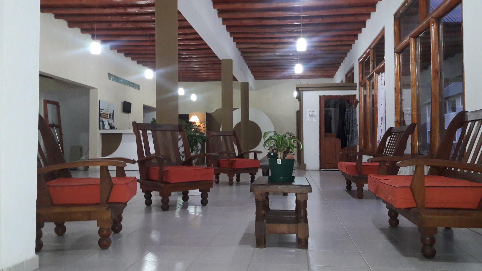 Vista Lobby HOTEL LA FAUSTINA-CAVIAHUE