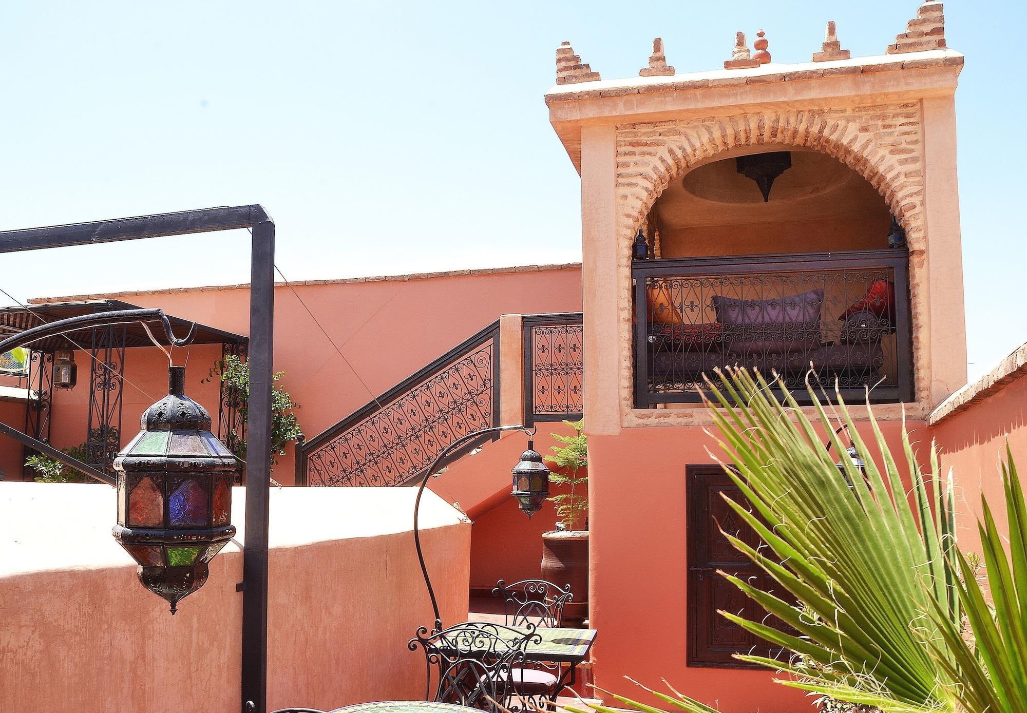Vista Exterior Riad Louaya
