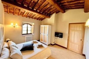 Alquiler Vacacional - Villa Poggialto, breathtaking views, large pool and private spa in luxury