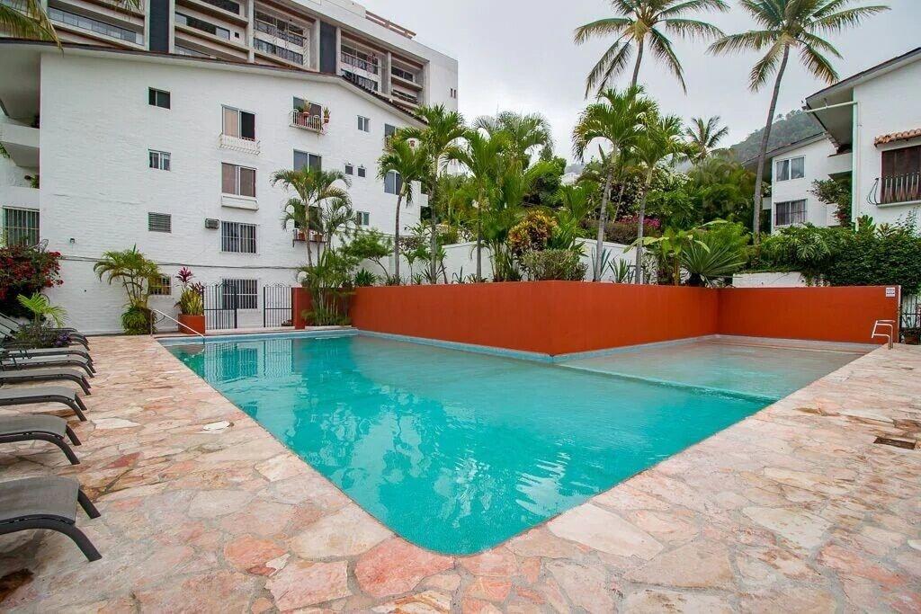 Varios Condominios LM