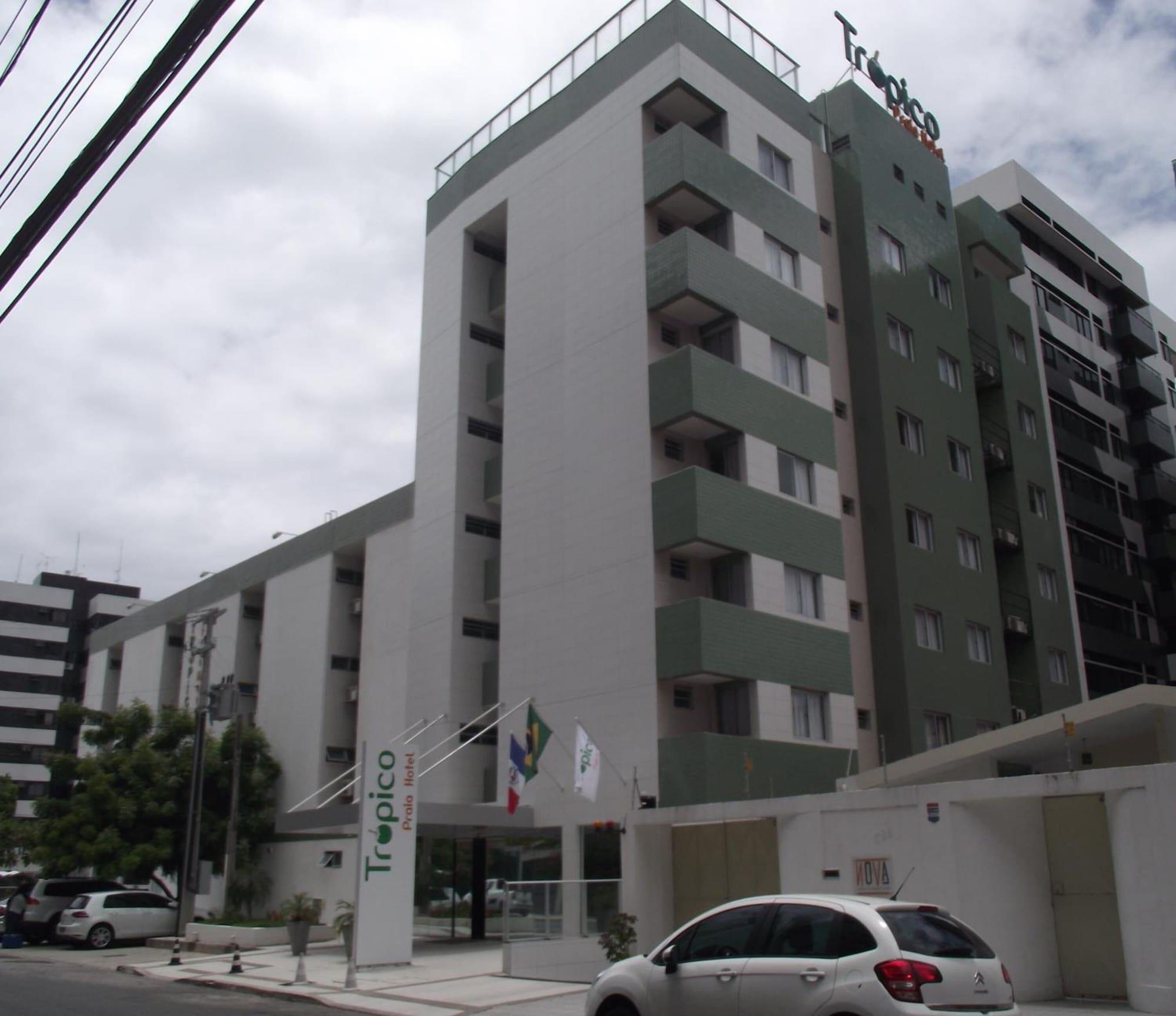 Vista Exterior Tropico Praia Hotel