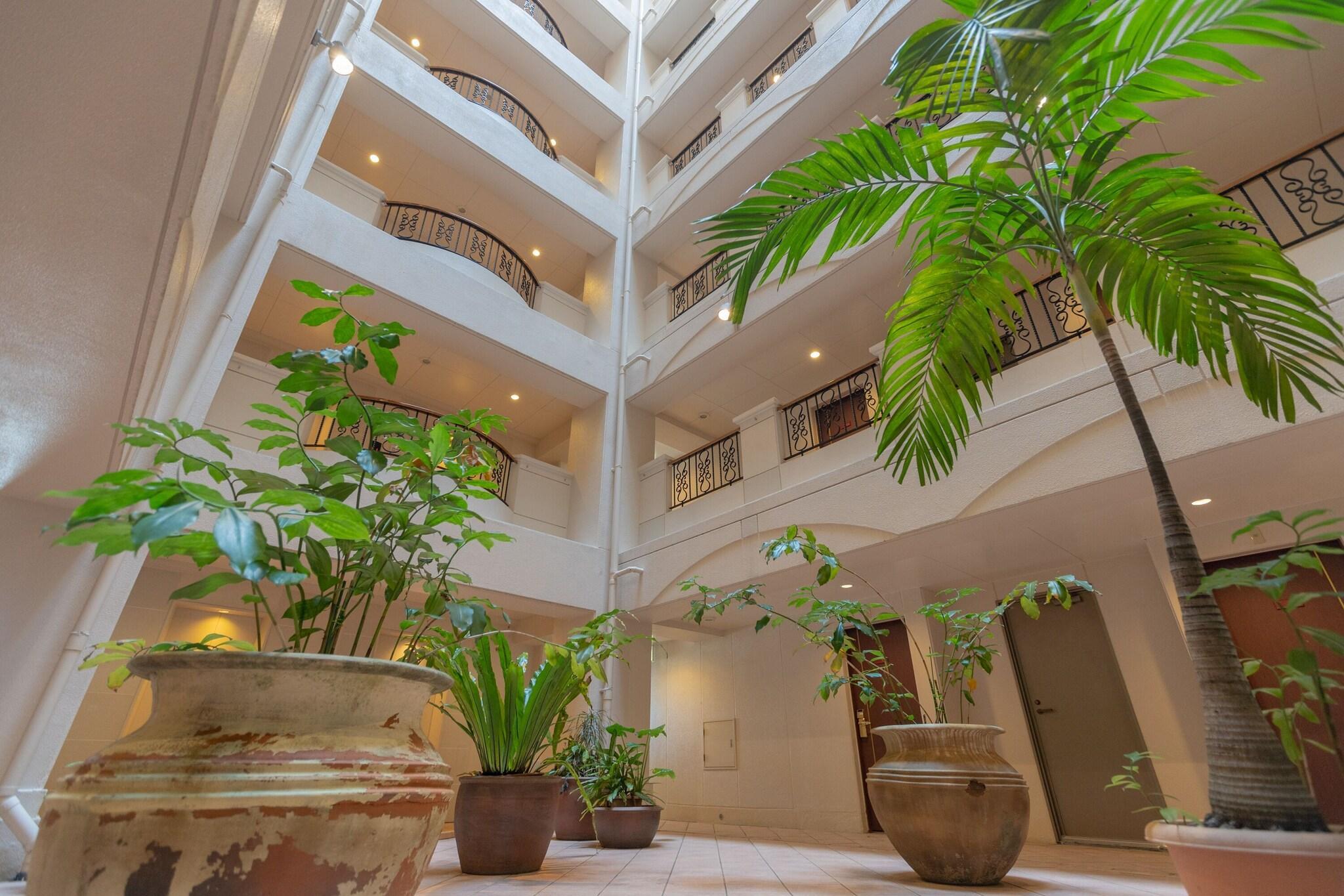 Varios Libre Garden Hotel