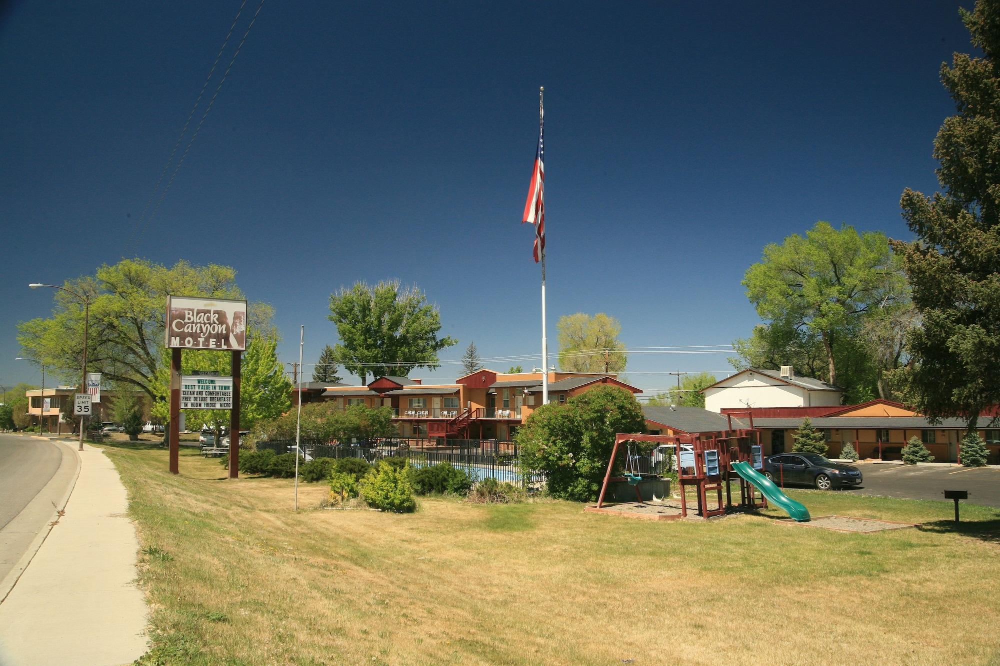 Instalaciones Recreativas Black Canyon Motel
