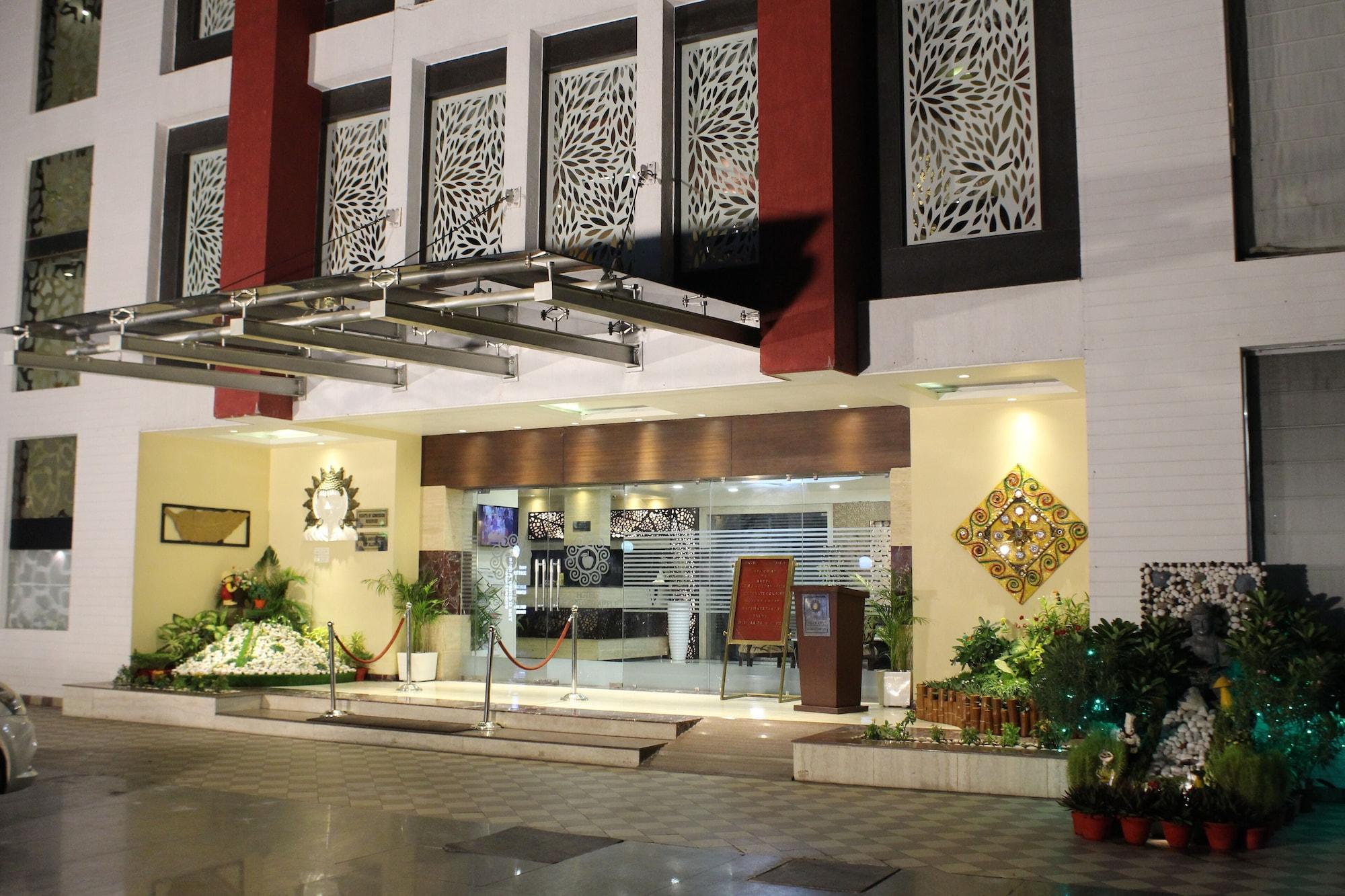 Vista Exterior The Golden Apple