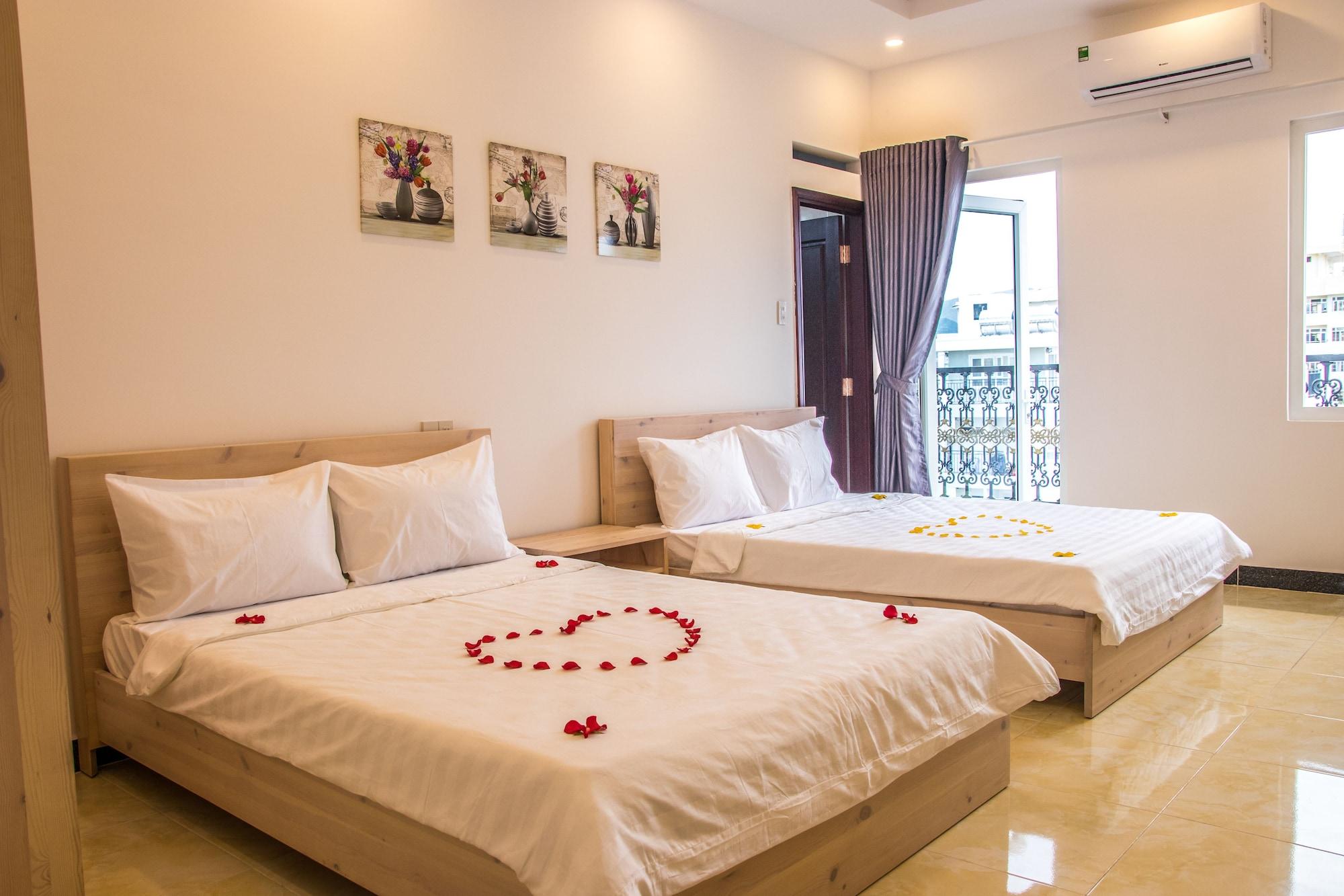 Varios Maika Hotel