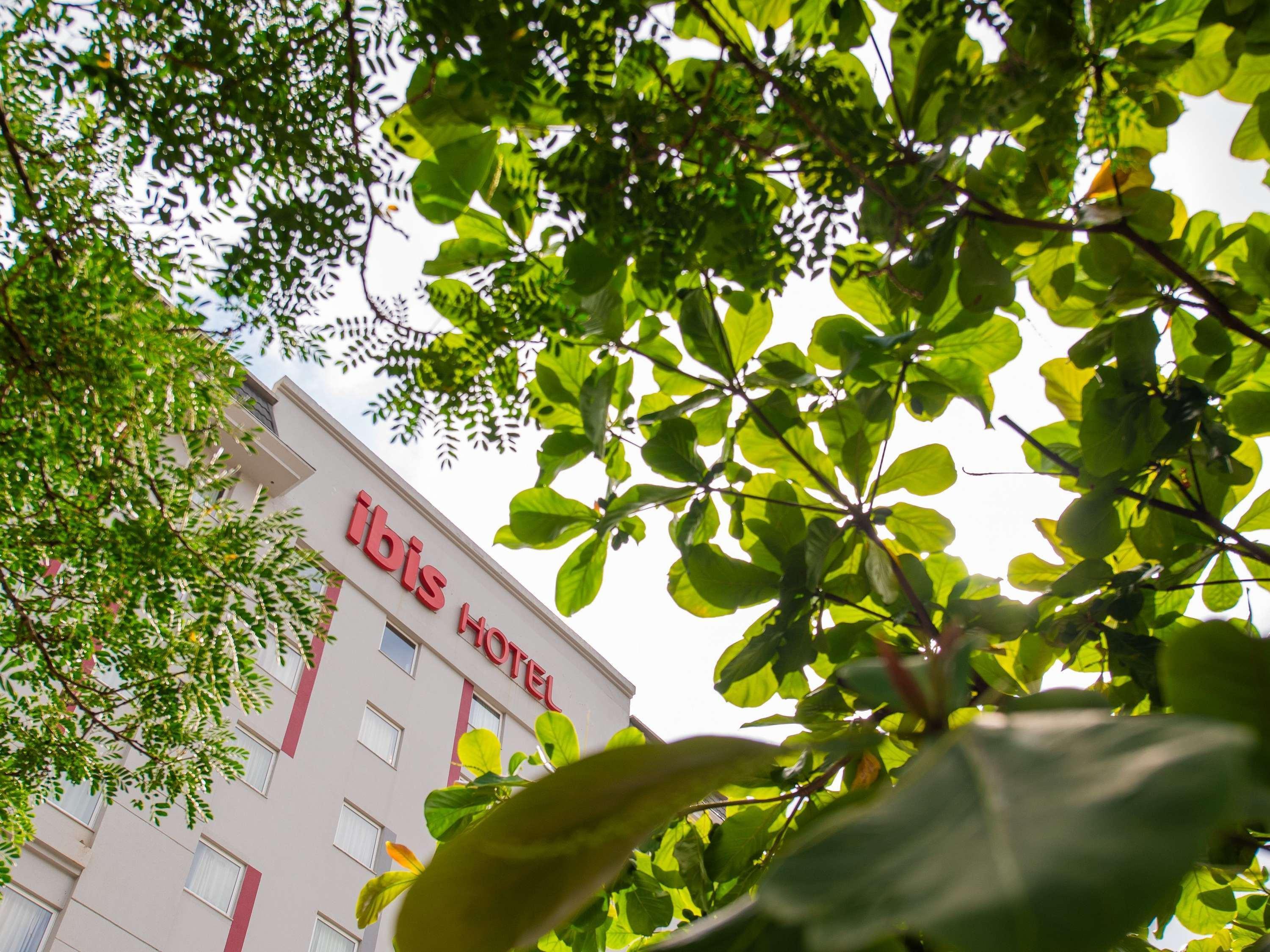 Vista Exterior ibis Joinville