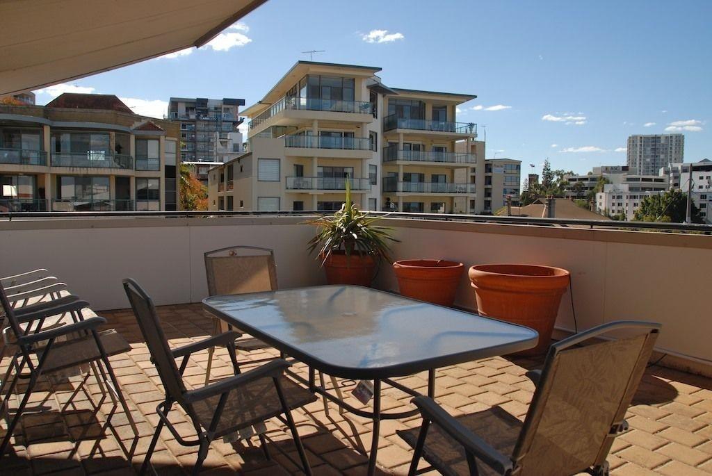 Varios City West Accommodation