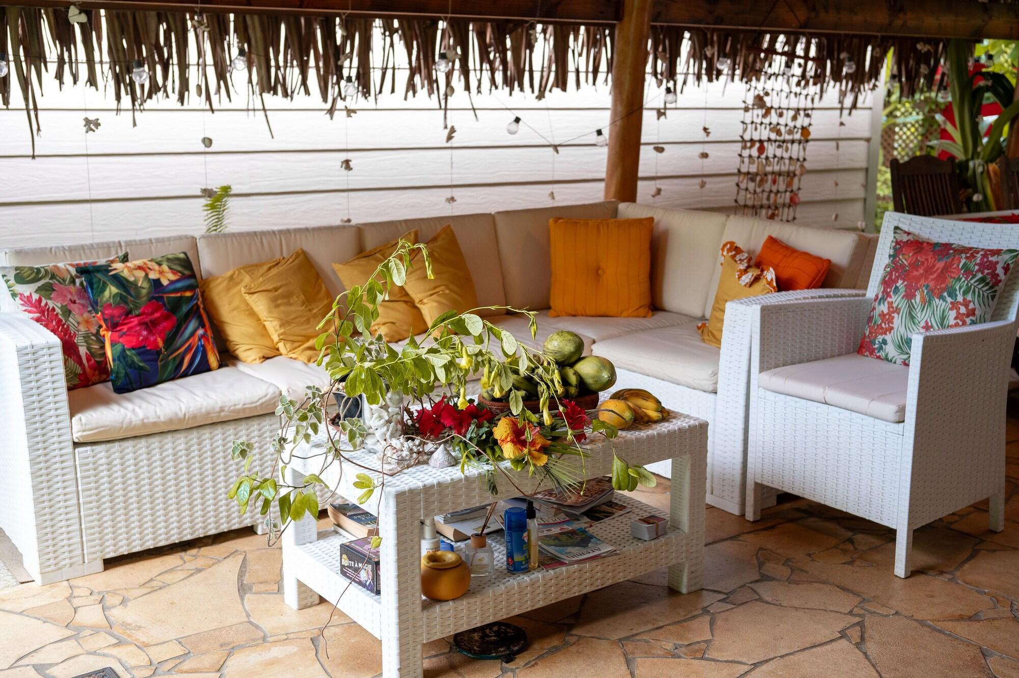 Equipamiento de Habitación Manaeva Lodge