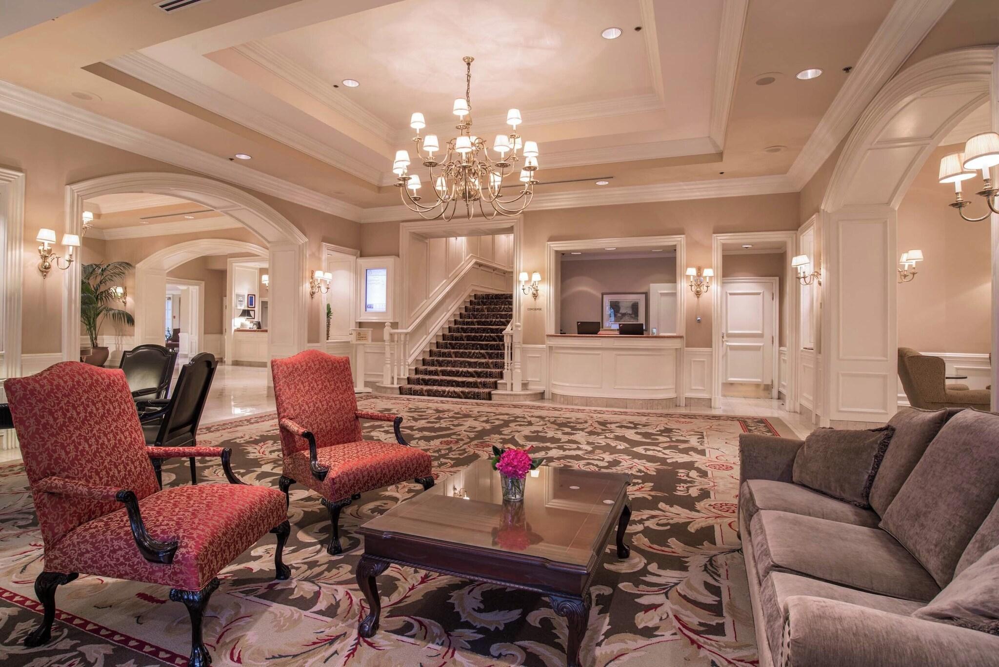 Vista Lobby The Sutton Place Hotel Vancouver