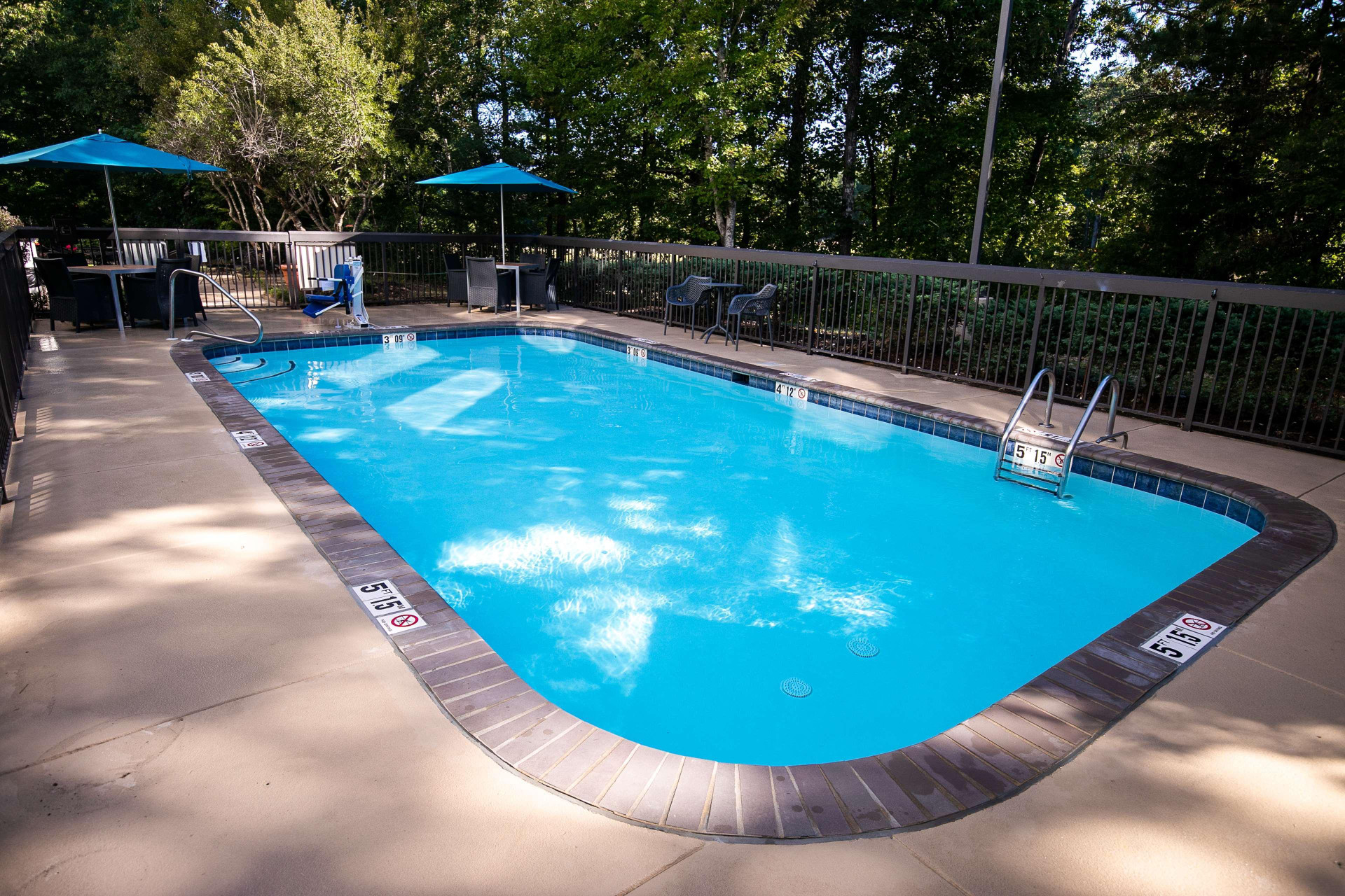 Vista Piscina Hampton Inn Pickwick Dam - At Shiloh Falls