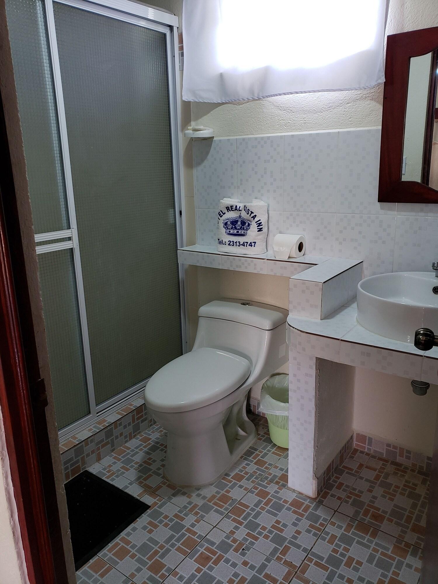Equipamiento de Habitación Hotel Real Costa Inn