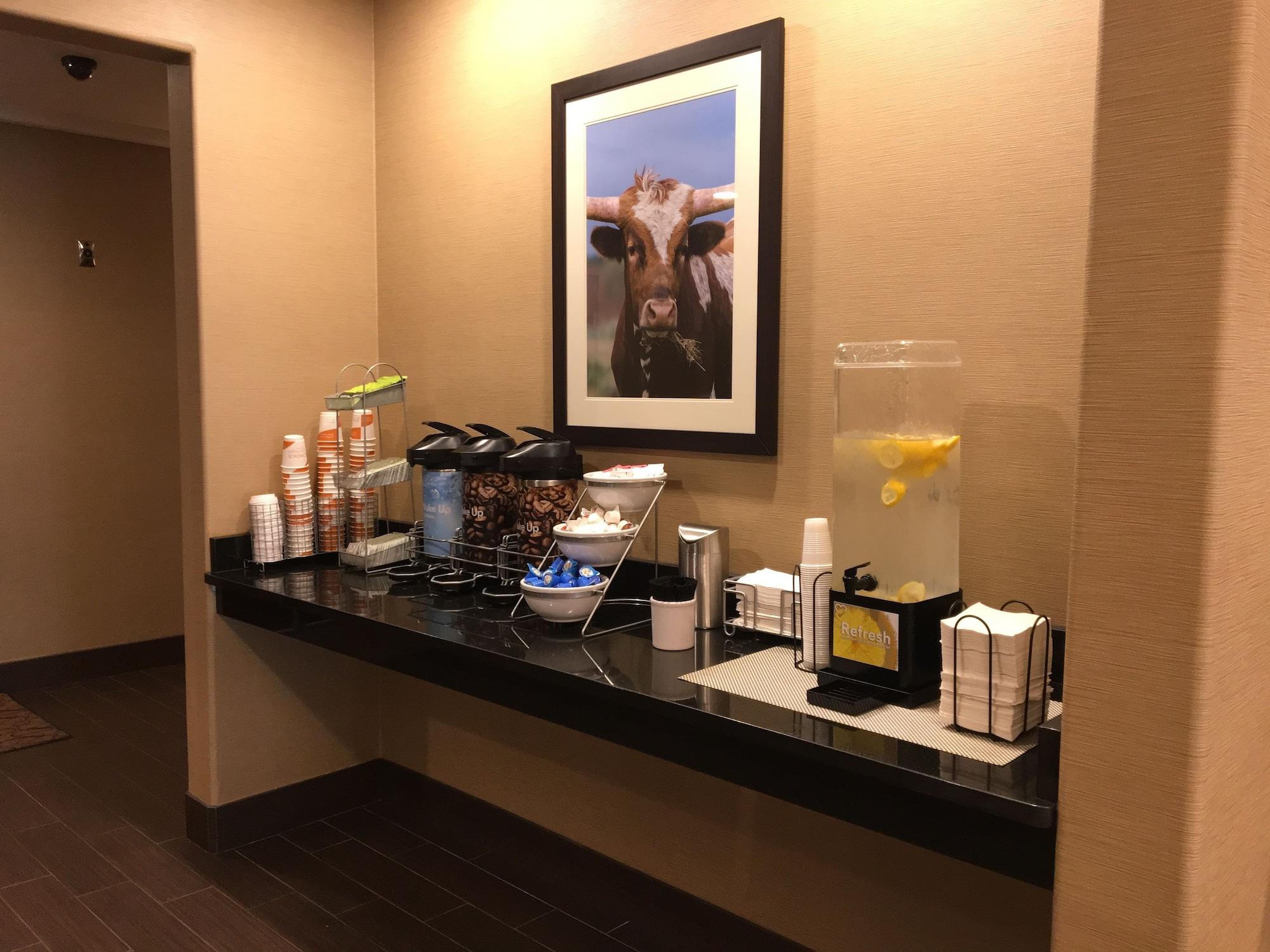 Bar/Salón Comfort Suites San Antonio North - Stone Oak