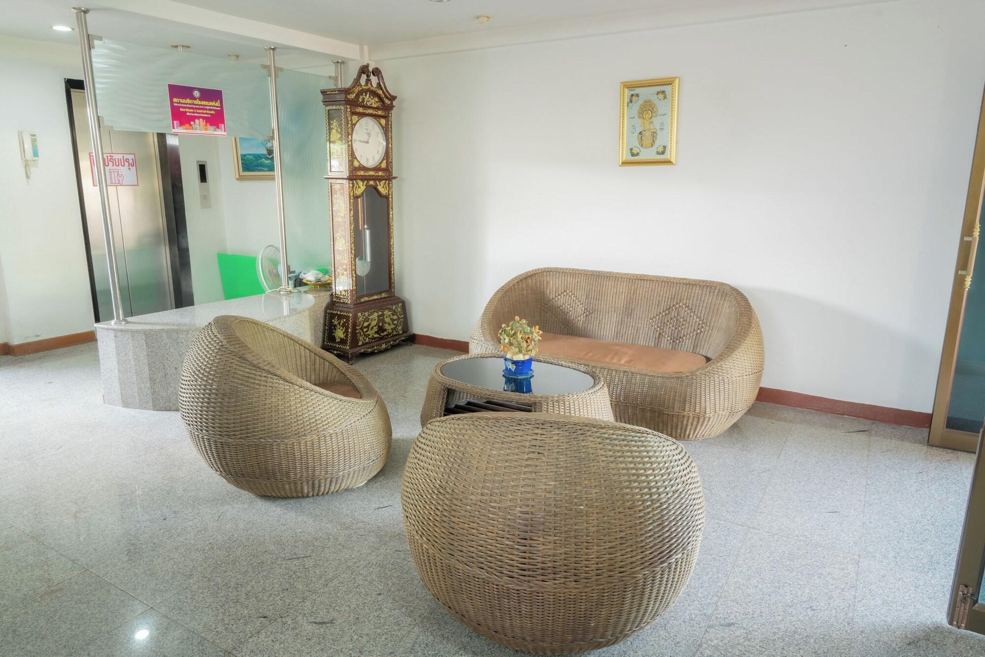 Vista Lobby Kohloy Golden Park