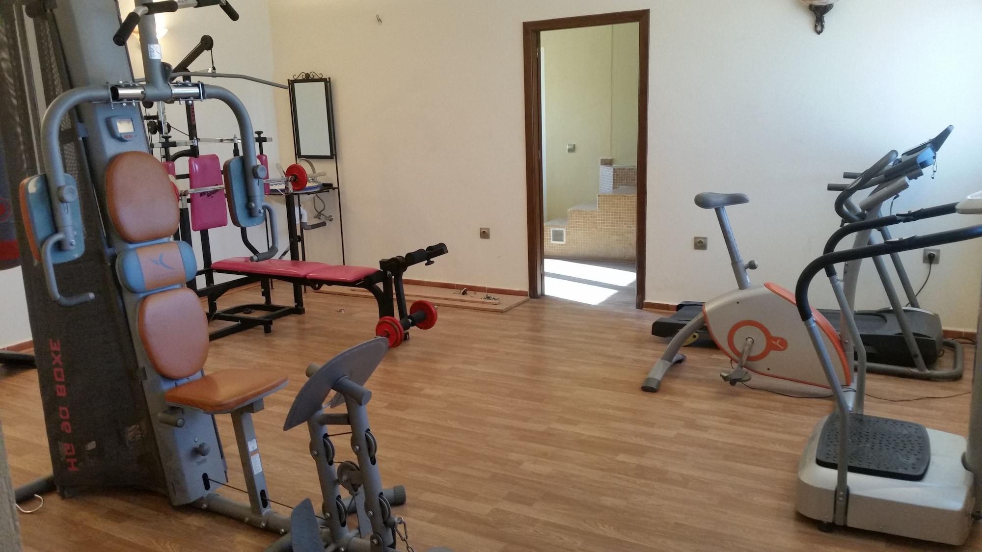 Gimnasio Complejo Oro Verde