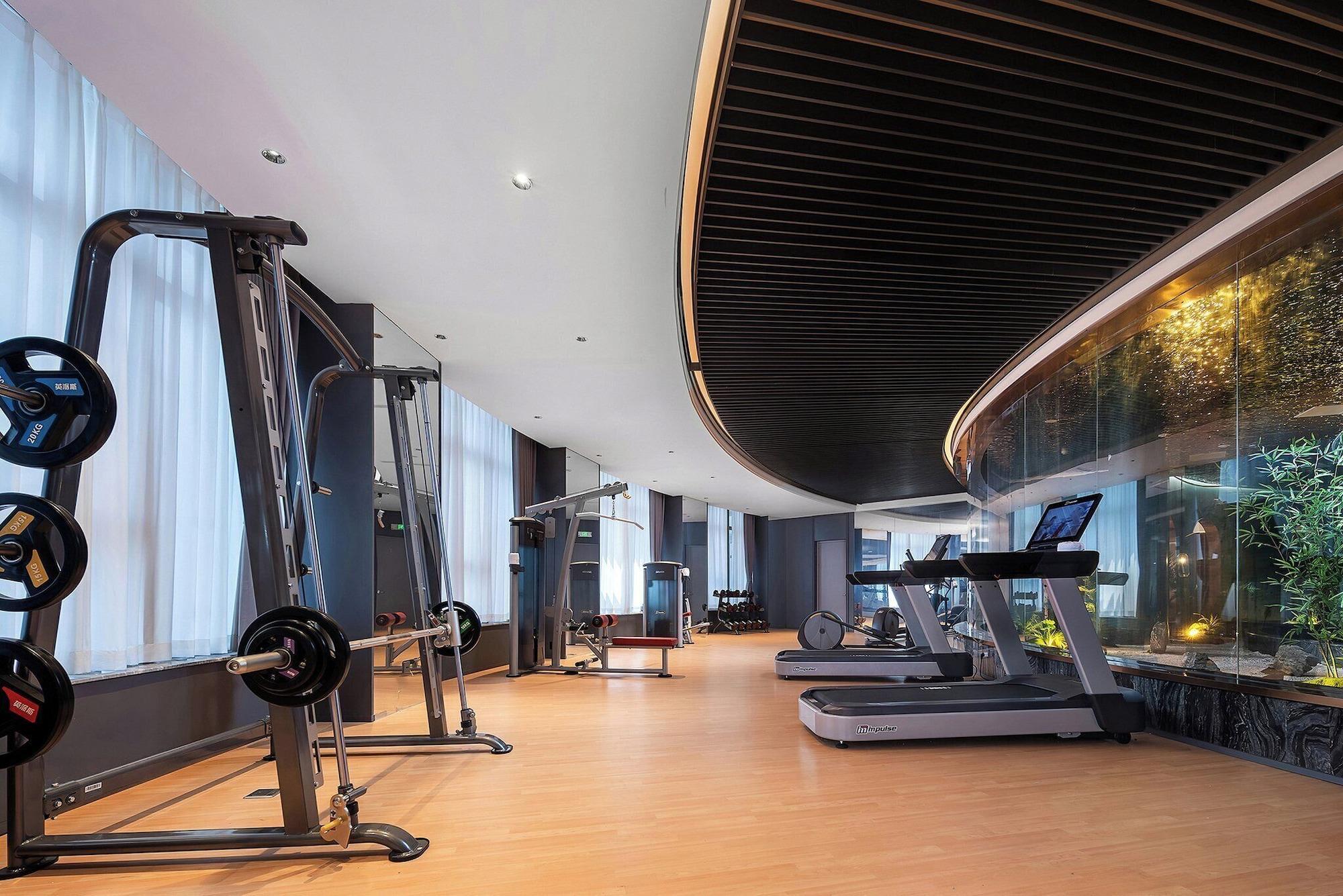 Gimnasio Hualuxe Handan by IHG