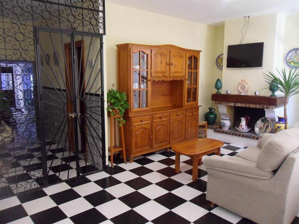 Comodidades del Alojamiento Hostal Micaela
