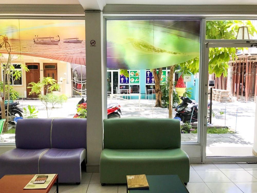 Vista Lobby Summer Reef