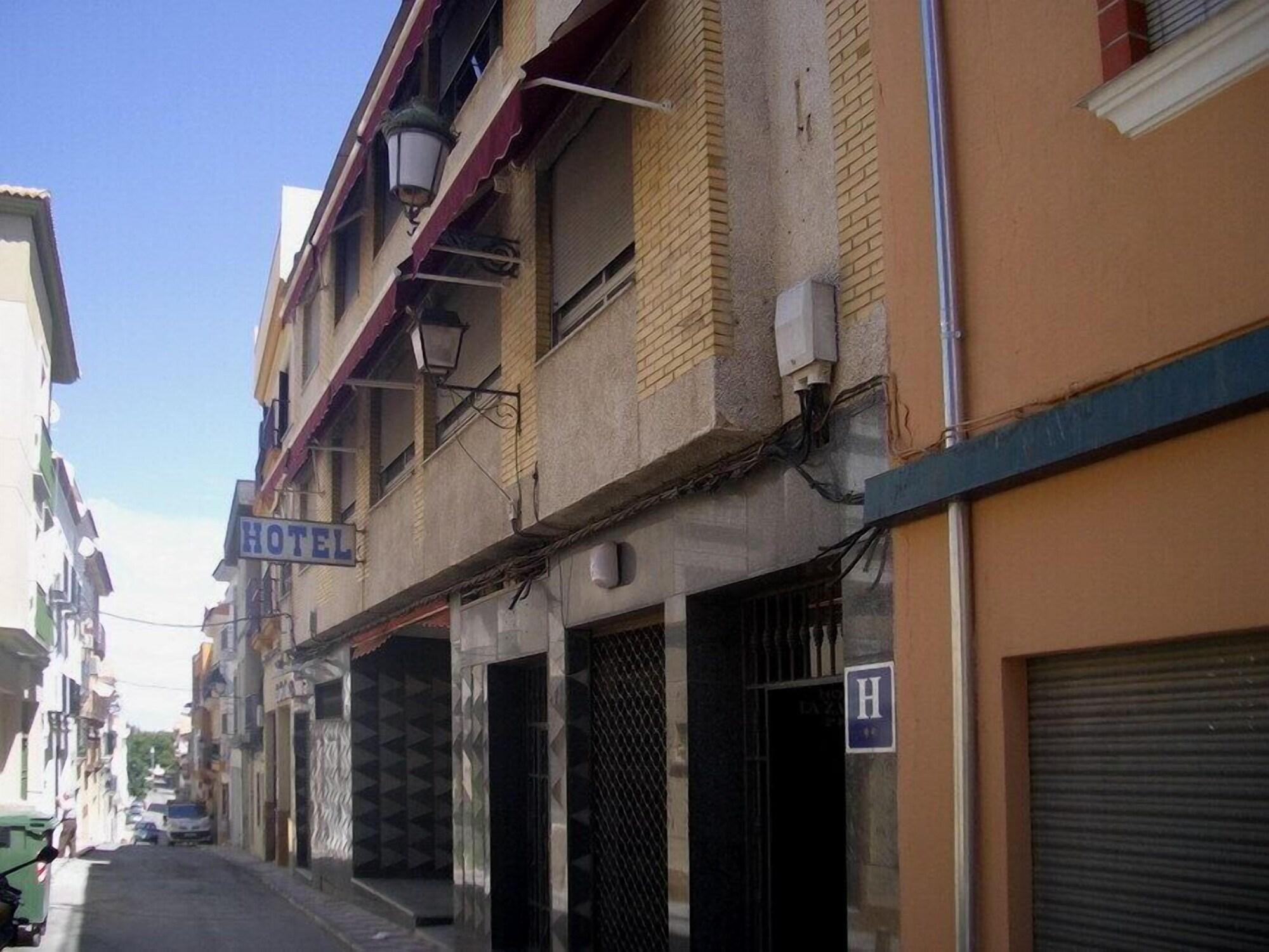 Vista Exterior Hotel La Zambra