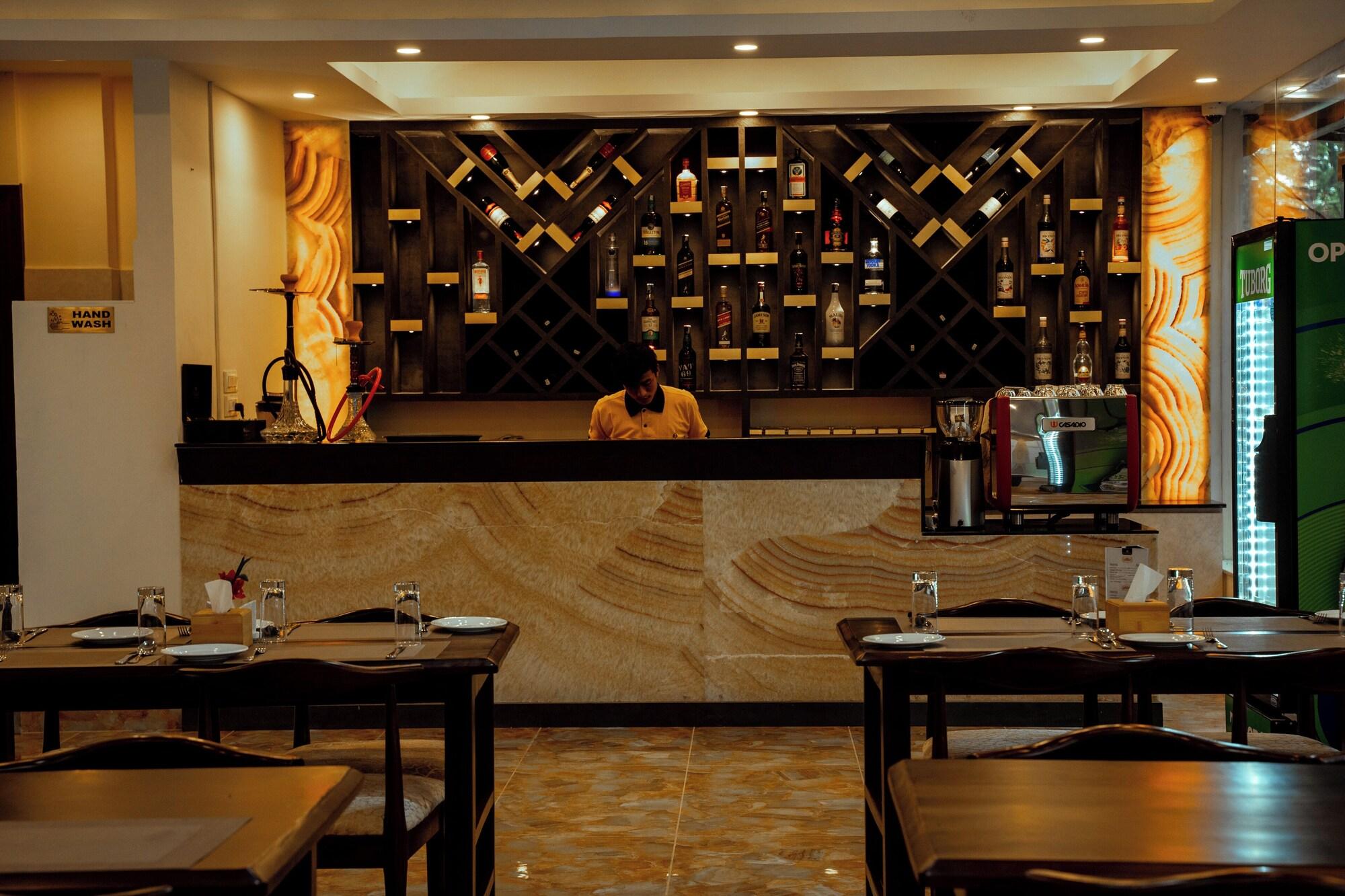 Bar/Salón Hotel Black Diamond