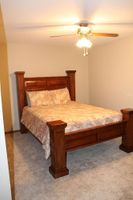 Alquiler Vacacional - Prairie Pines Lodge....15 private acres....near Devils Lake