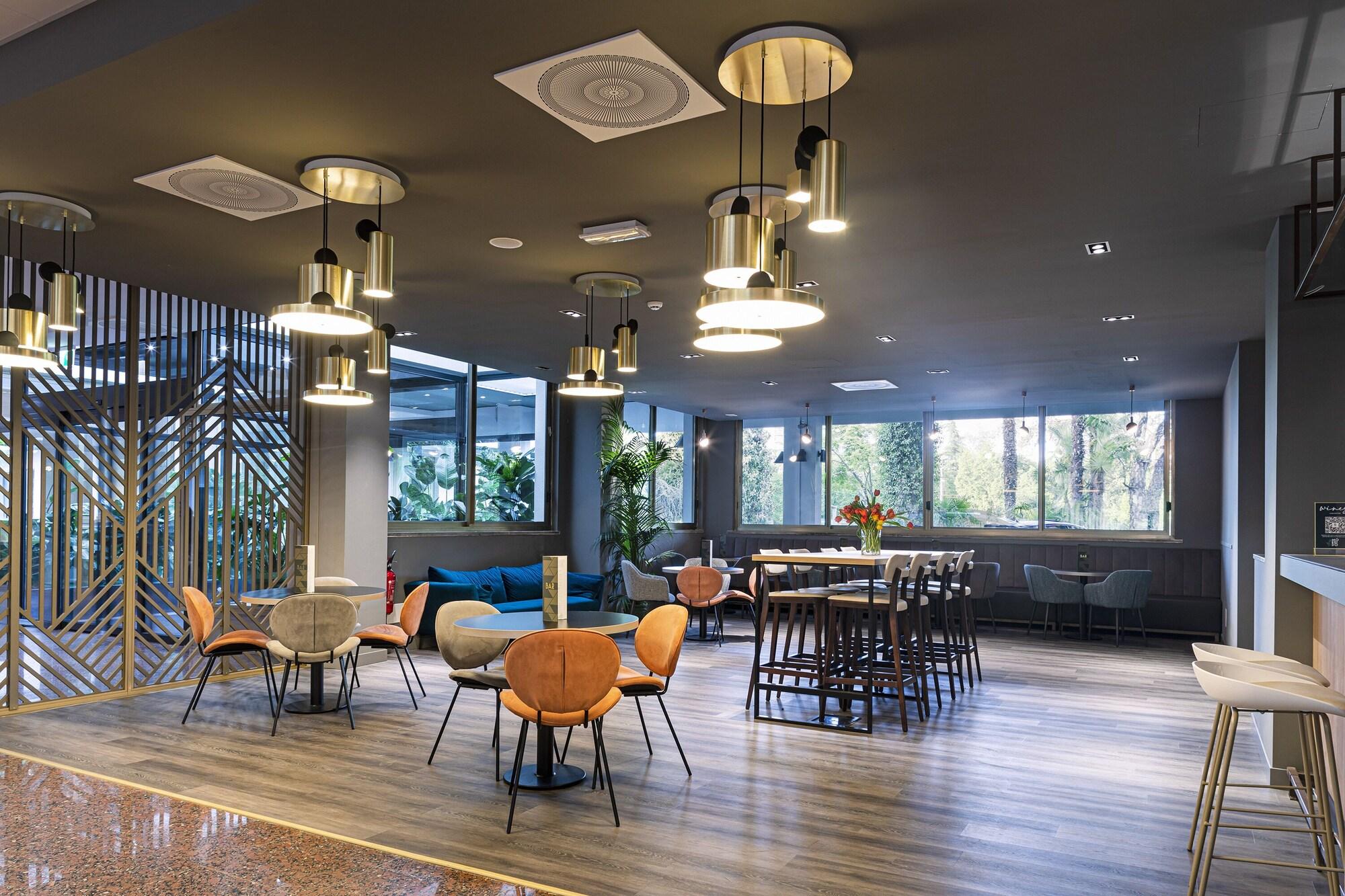 Bar/Salón Quark Hotel Milano