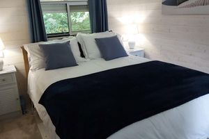 Alojamiento - Set in the beautiful grounds of Chateau le Deffay near Pontchateau