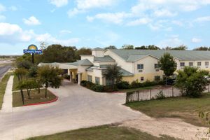 Alojamiento - Days Inn by Wyndham San Antonio at Palo Alto