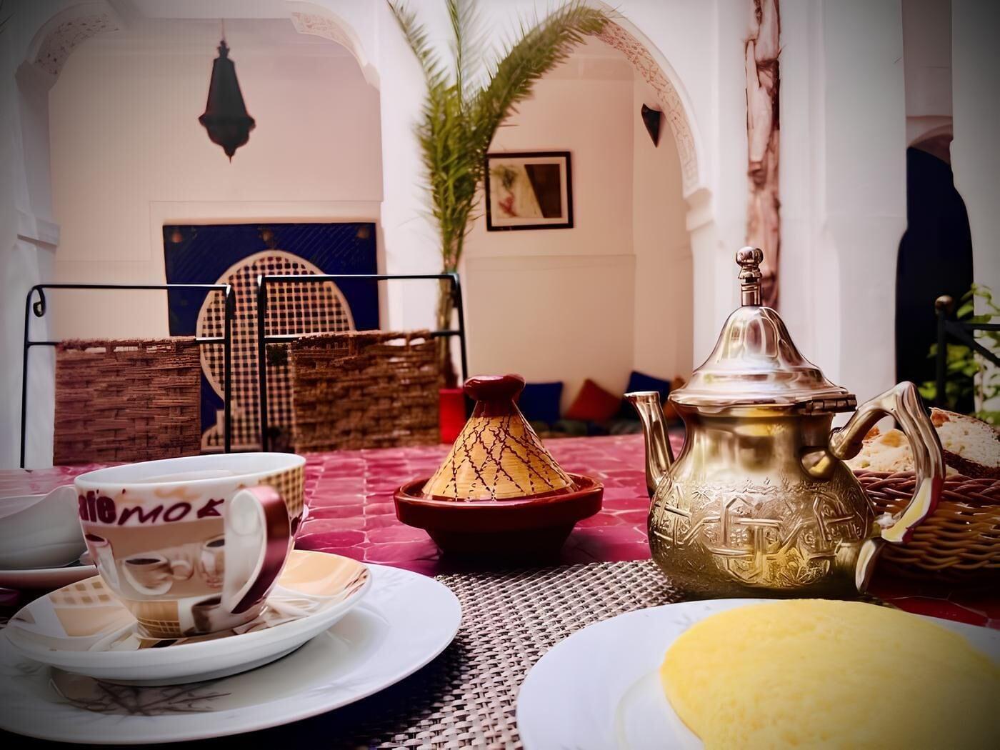 Restaurant Riad Le Dromadaire Bleu by Weekome