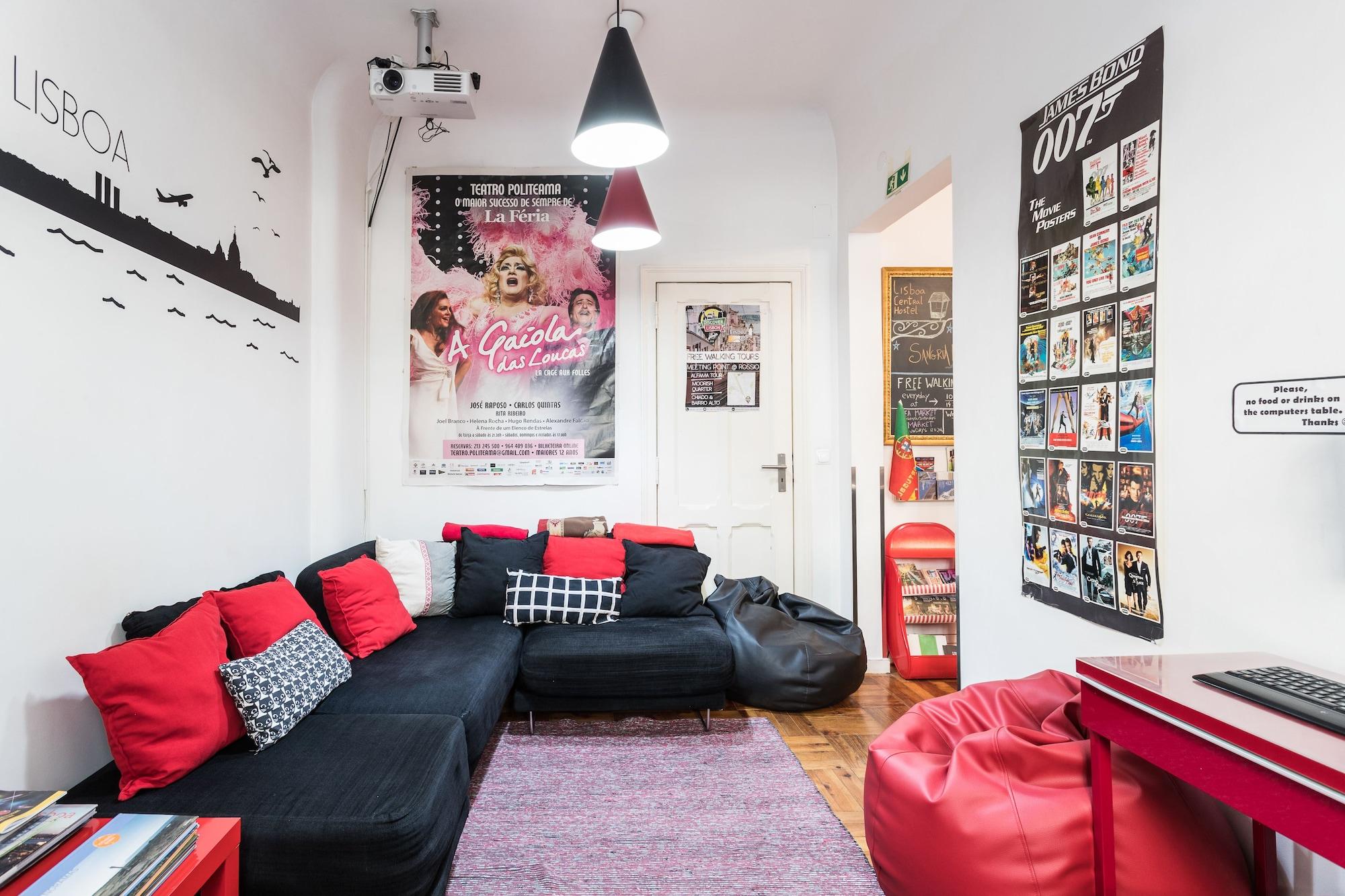 Varios Lisboa Central Hostel